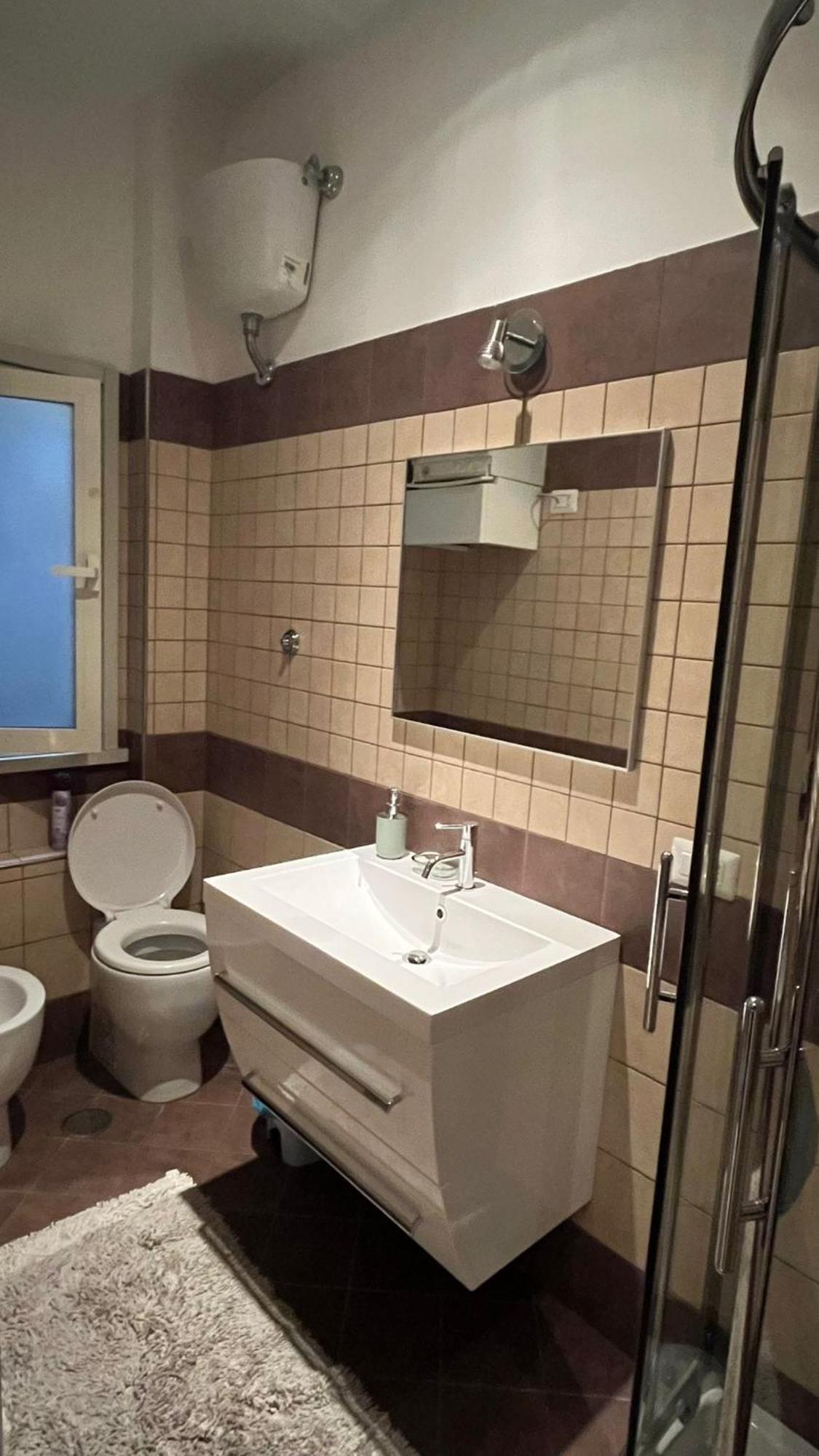 Flat 75 Sqm Sleeps 4 Popehs *