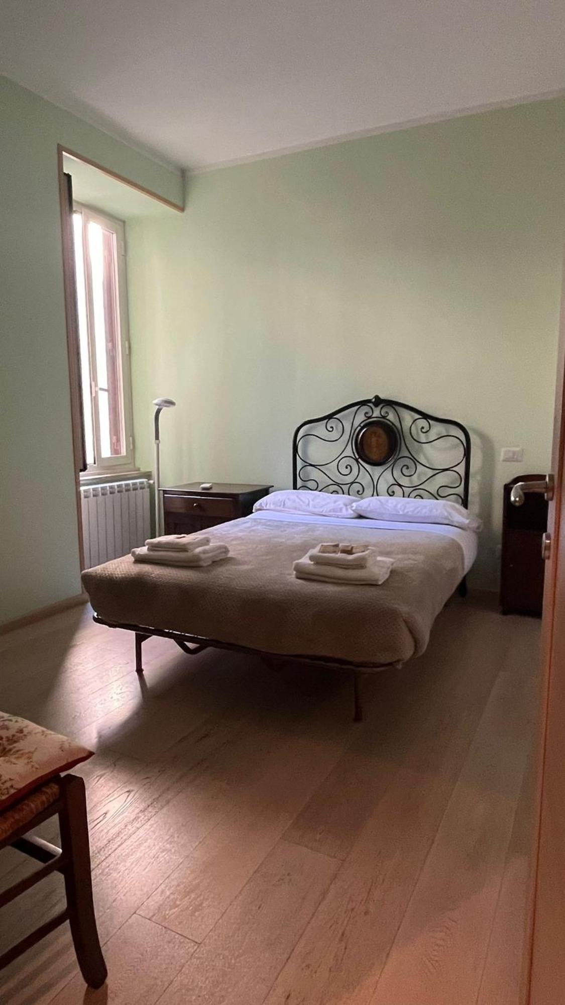 Flat 75 Sqm Sleeps 4 Popehs Apartment *