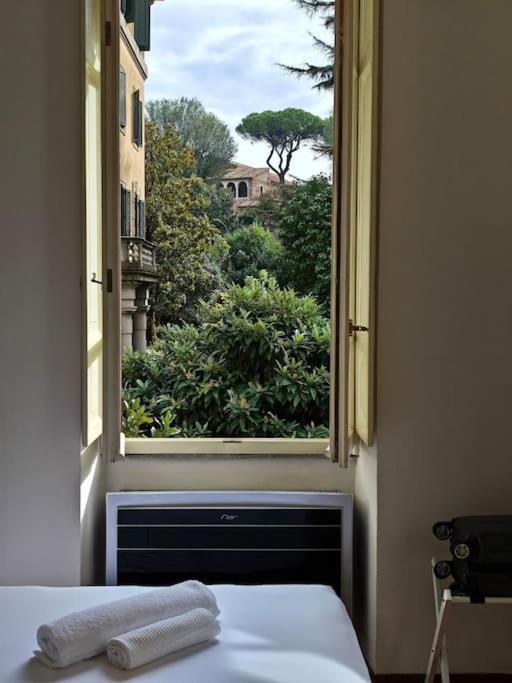 Gjg Aventino * Rome