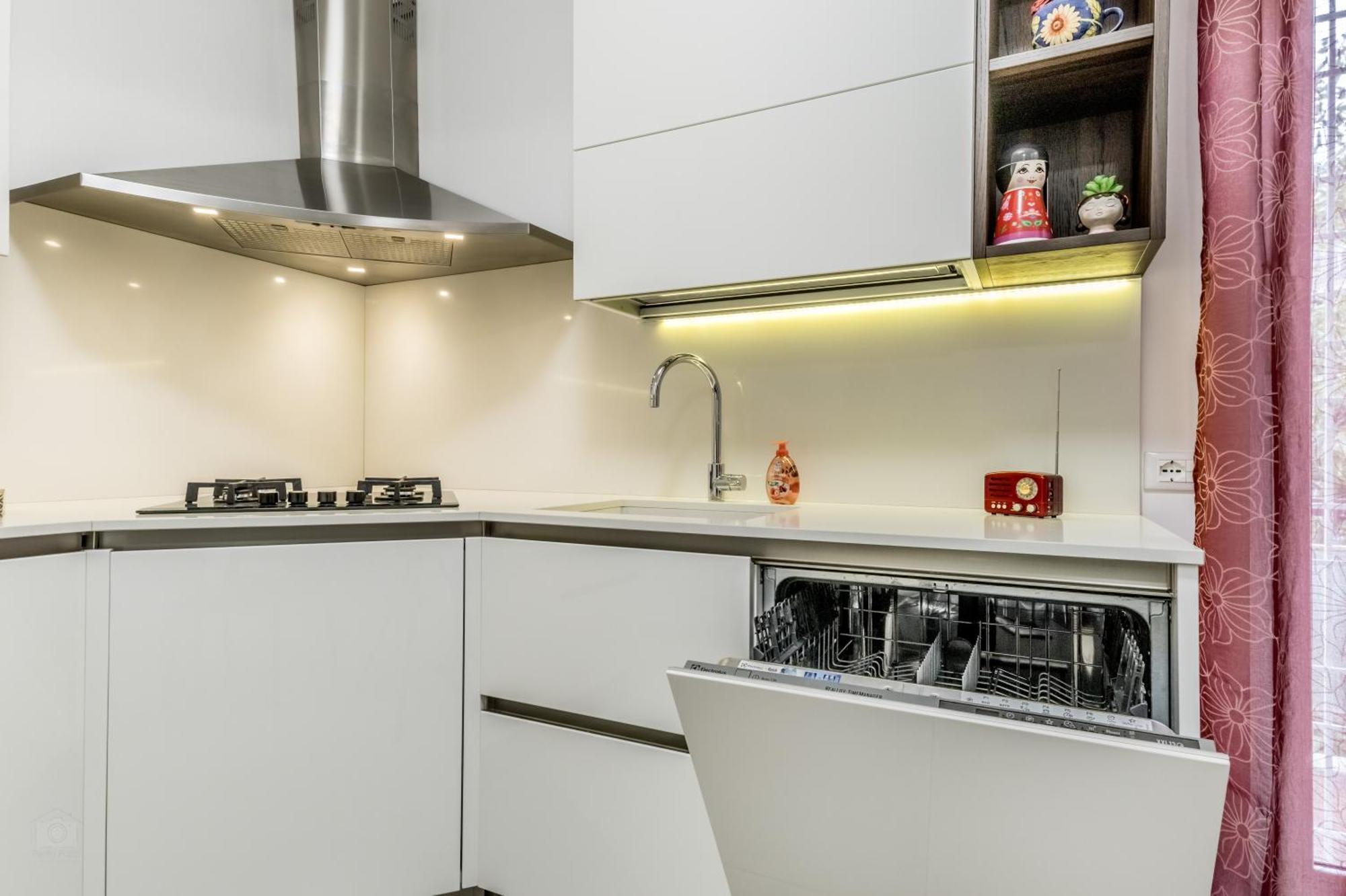 Apartment White Living R-home