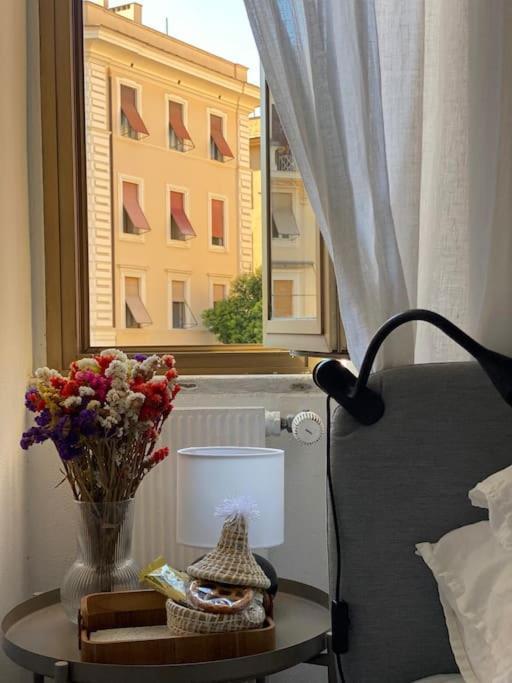 Cosy And Stylish In A Lively Area Of Apartment Rome