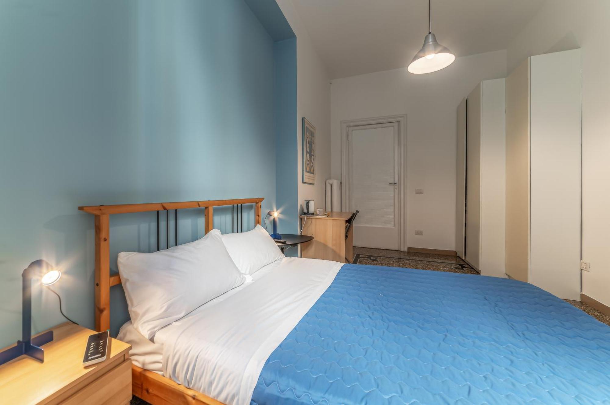Guest house Azzurra - Metro Lodi Rome