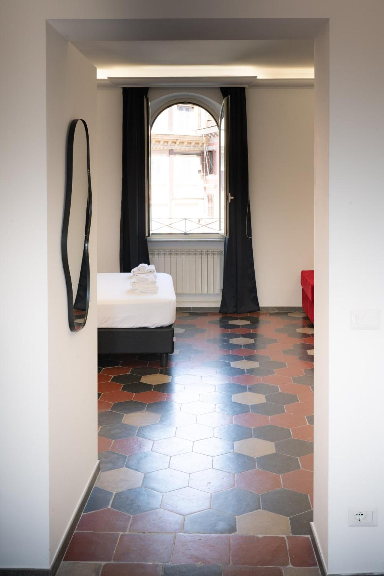 Urbe Colosseo Couette-café 2*