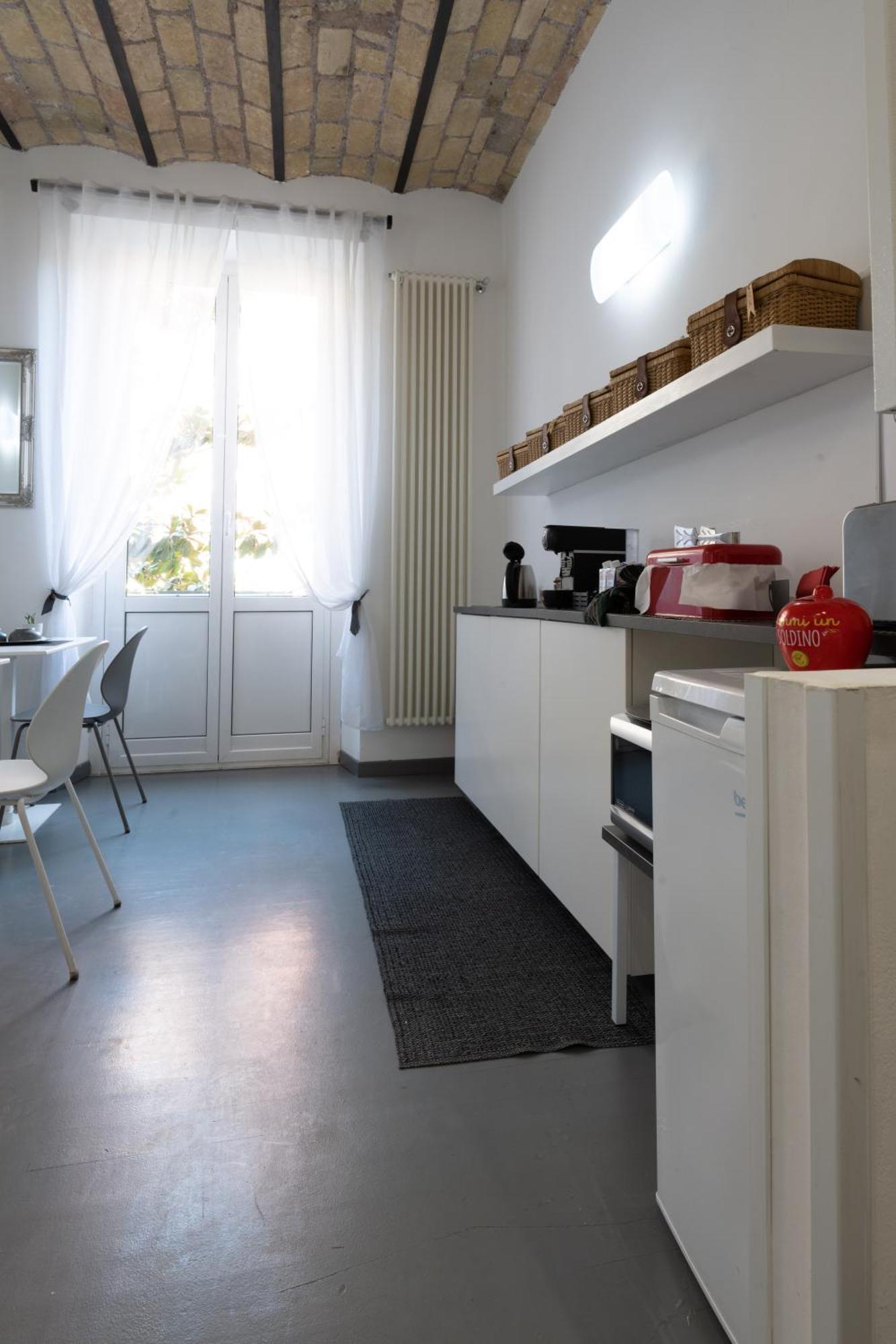 Couette-café Urbe Colosseo 2*