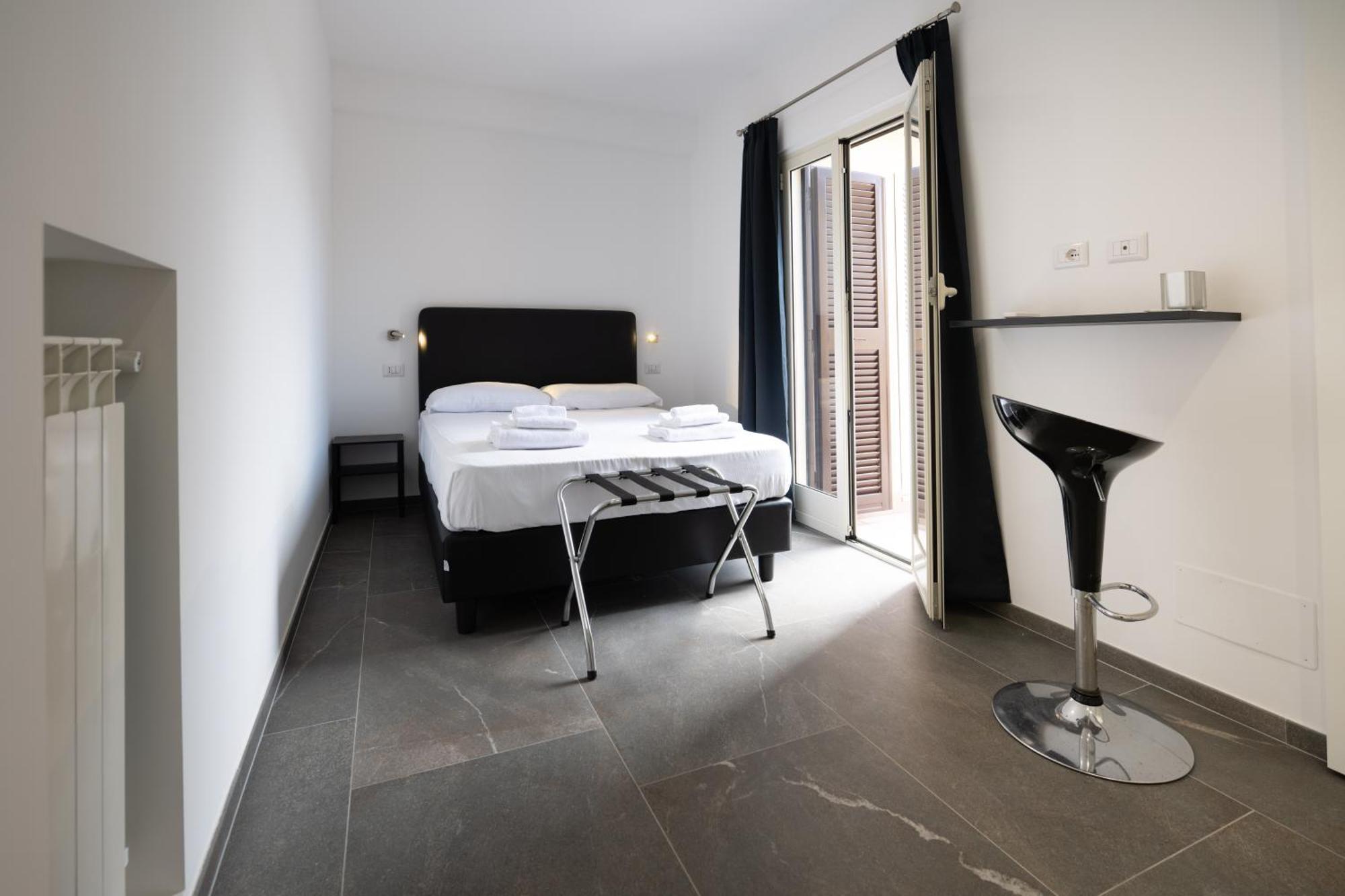 Couette-café Urbe Colosseo 2*