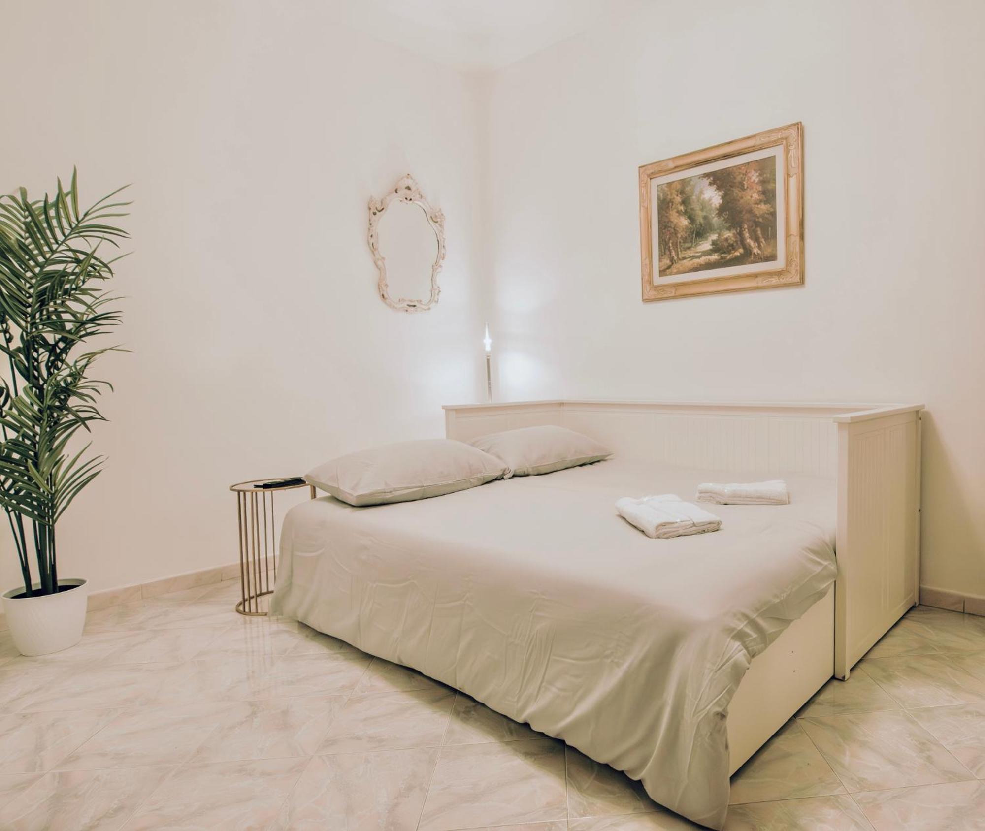 Golden Luxury - San Giovanni - 10 Min To Basilica Of San Giovanni - 25 Min To Colosseum *