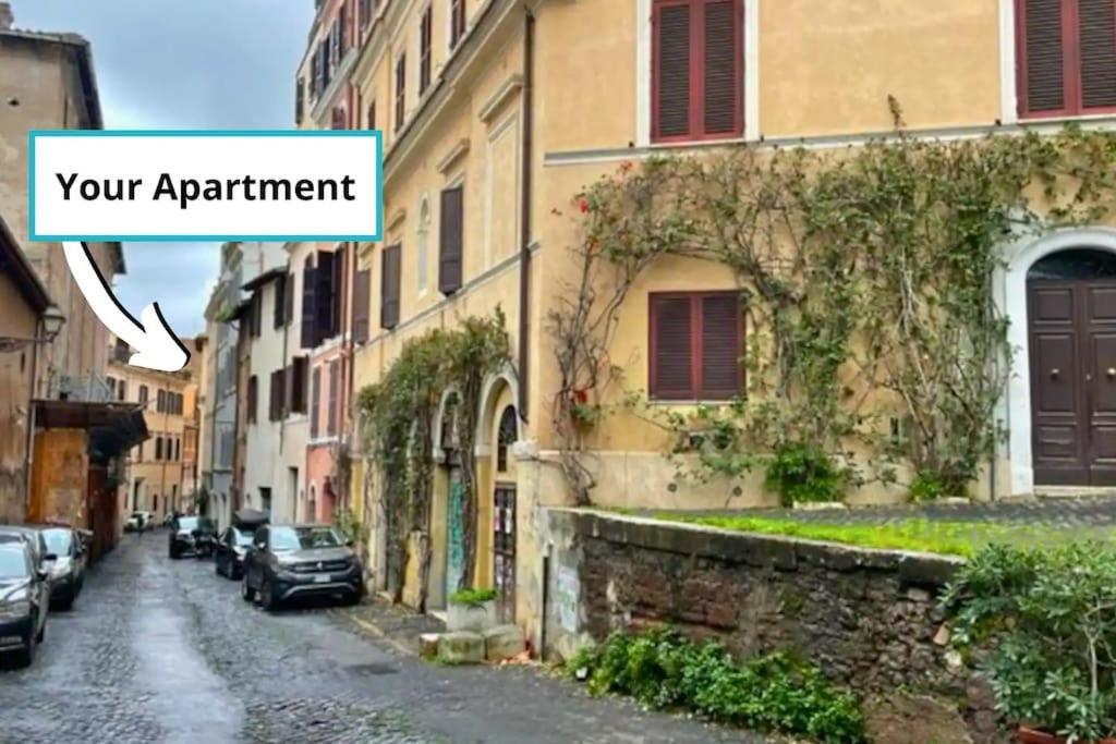 Historic Domus -100 Mt From The Colosseum And 1 Min Metro Appartement