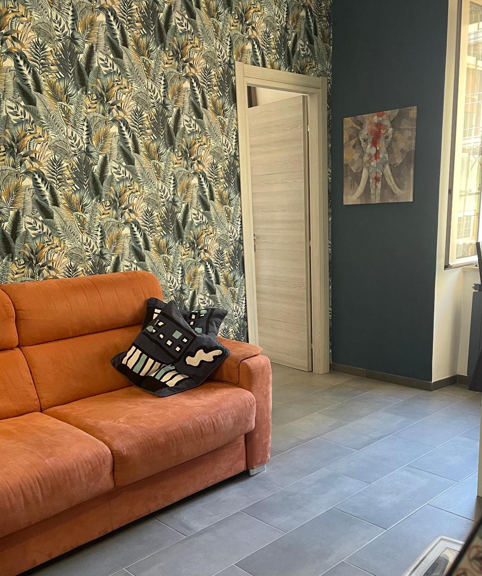 Apartment Casa Gaia A 2 Passi Dalla Metro A E C