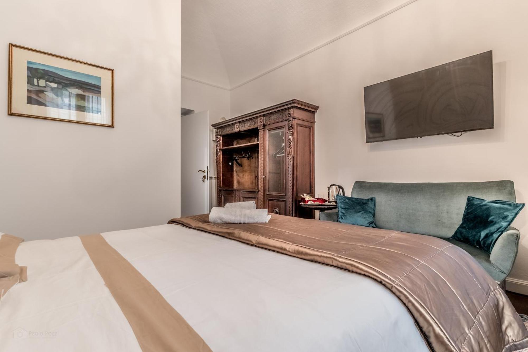 Borghese Homestay