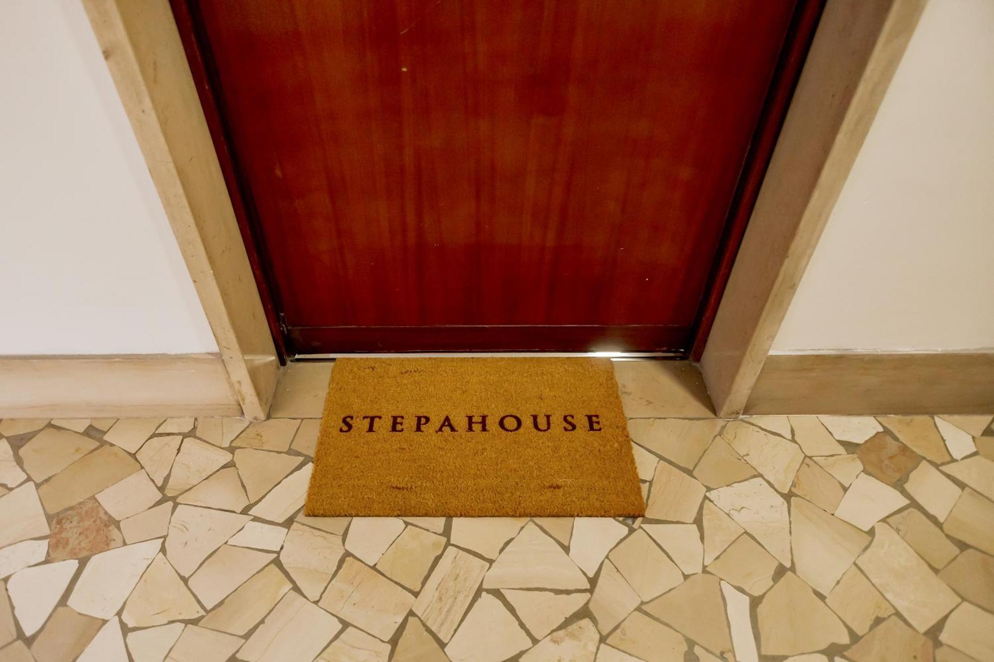 Stepahouse Zona San Paolo Elegante Bilocale A 2 Minuti Dalla Metro B Apartment Rome