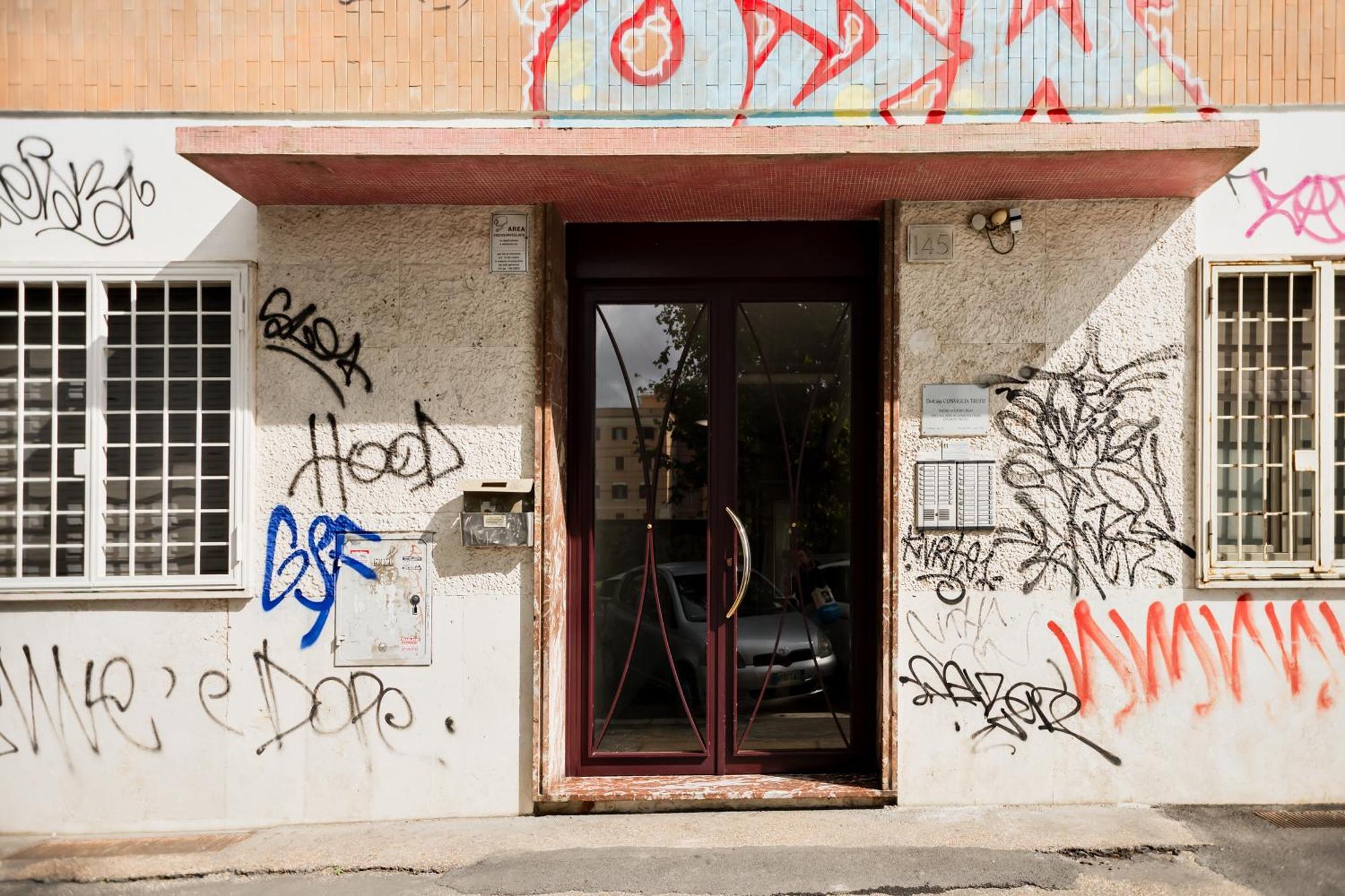 Stepahouse Zona San Paolo Elegante Bilocale A 2 Minuti Dalla Metro B Apartment *