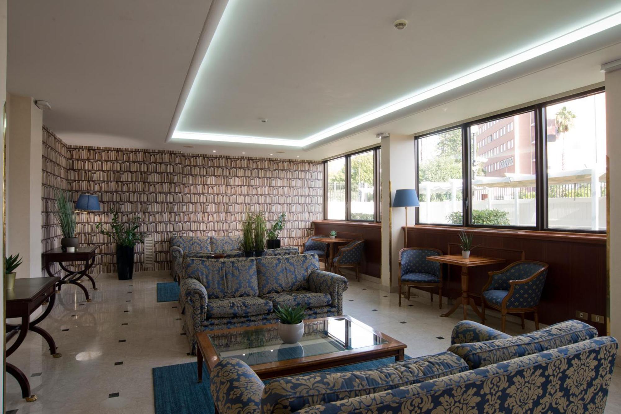 Hotel The Brand