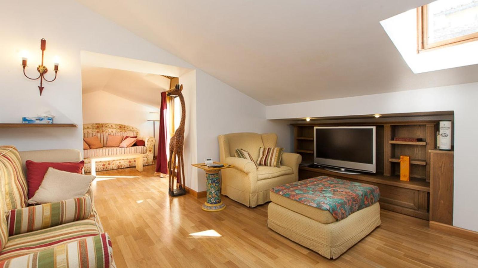 Hotel Boutique Anahi 3*