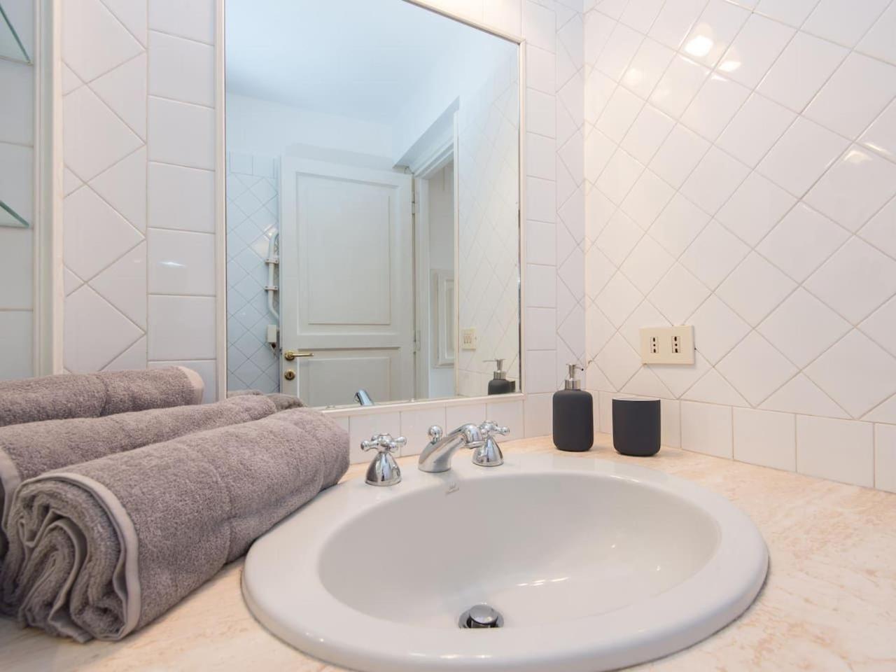 Navona Penthouse Apartment Rome