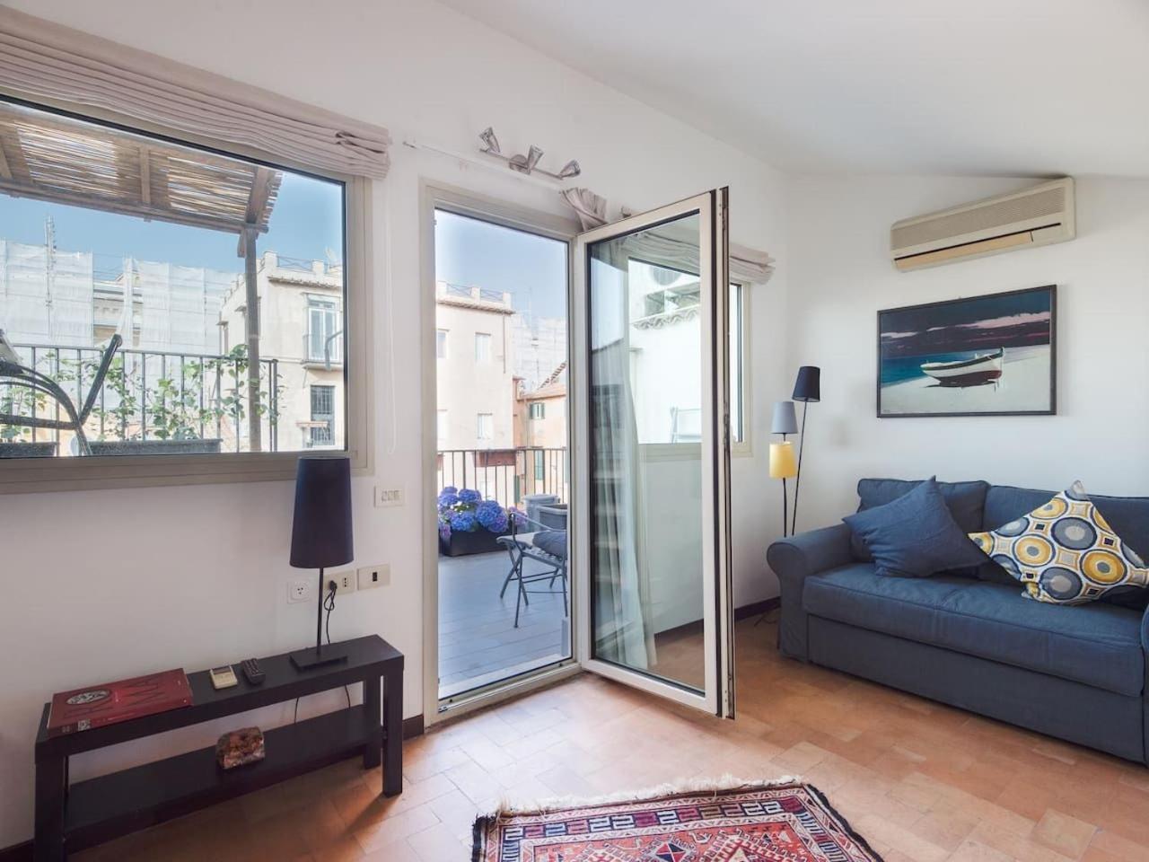 Navona Penthouse Apartment Rome