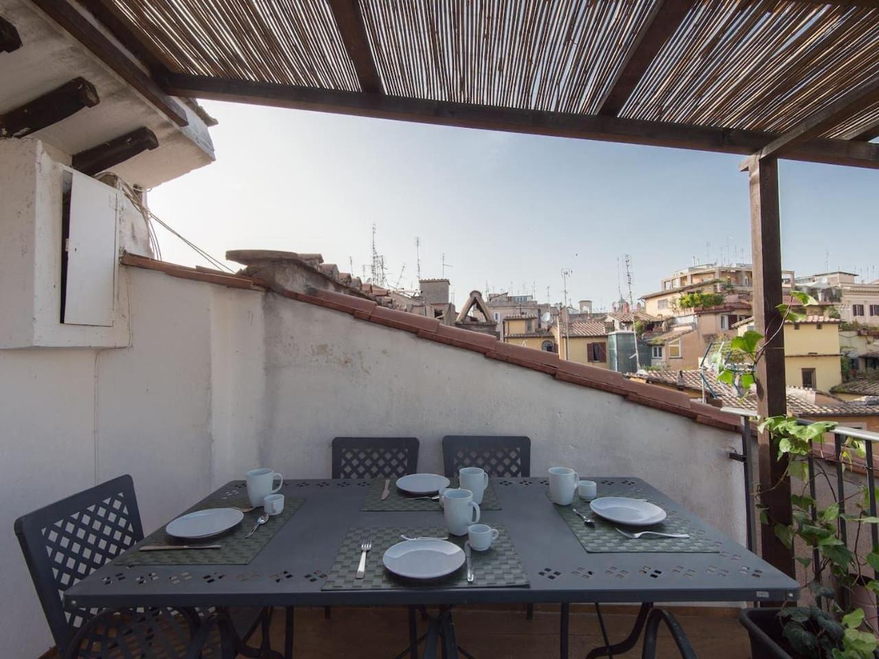 Navona Penthouse Apartment *