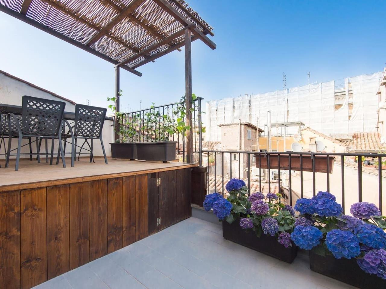 Navona Penthouse Apartment Rome