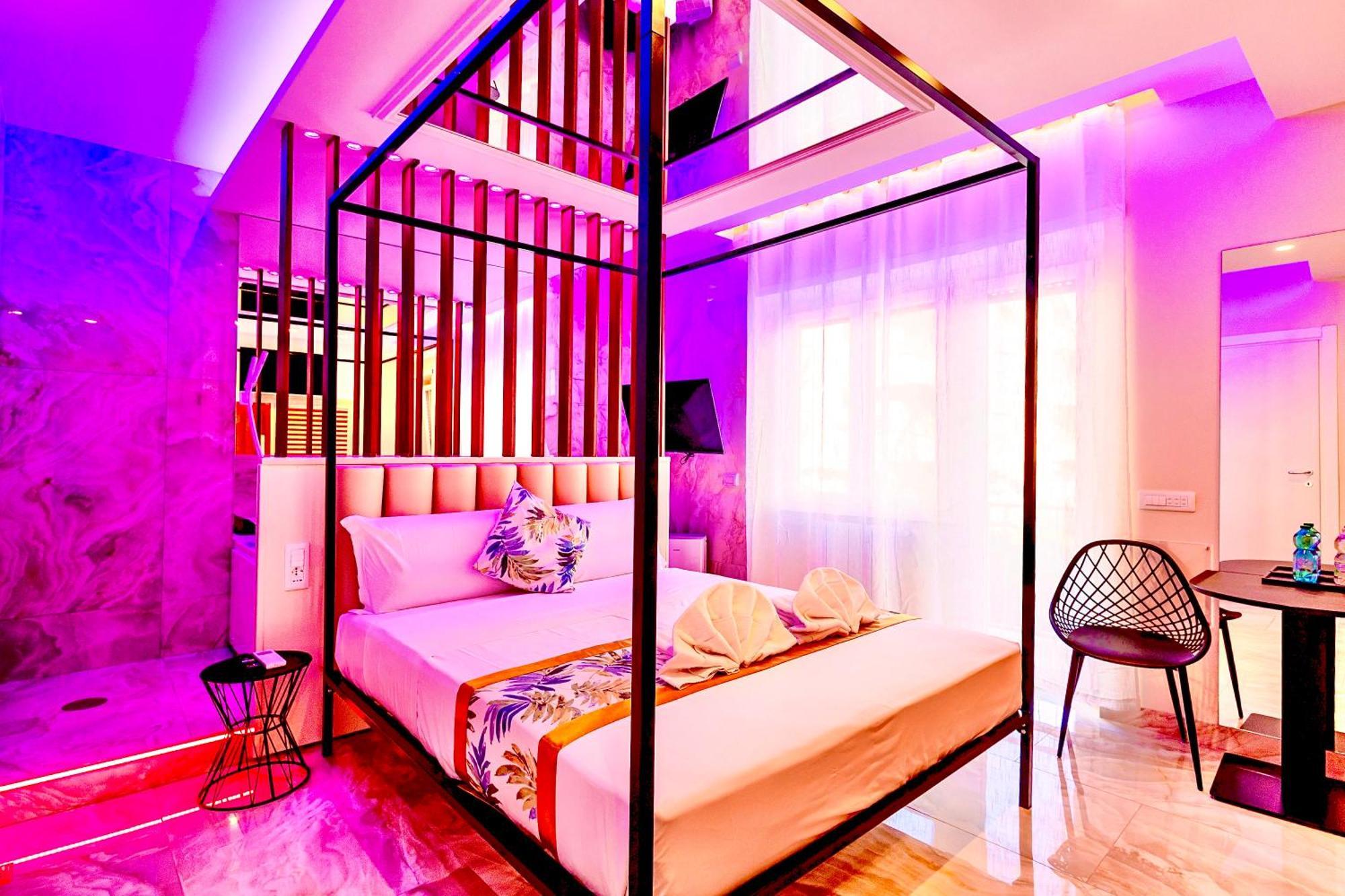 Bed Cinecittadue Bed & Breakfast