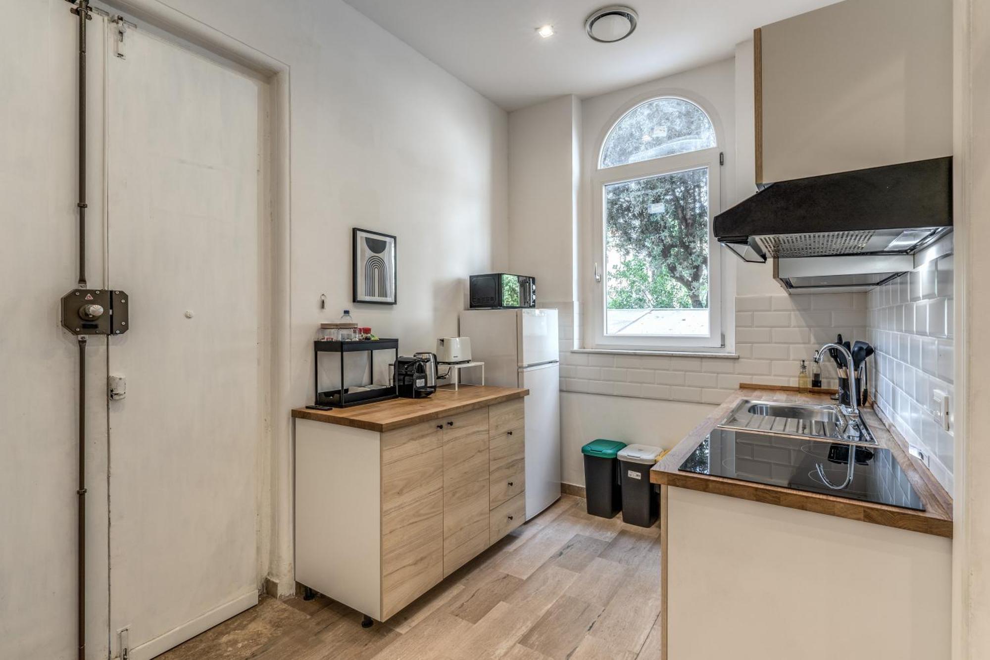 V E N E R E Apartment *