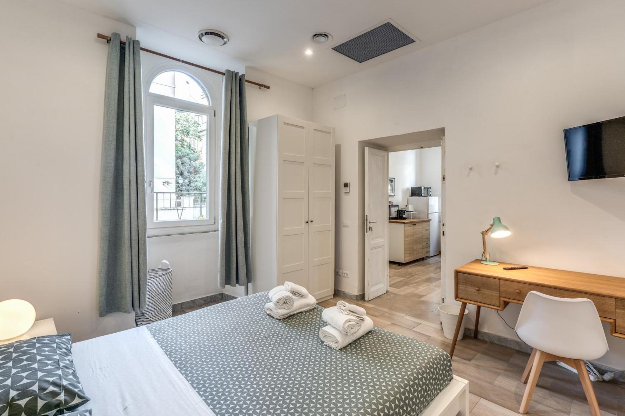 Apartment V E N E R E *