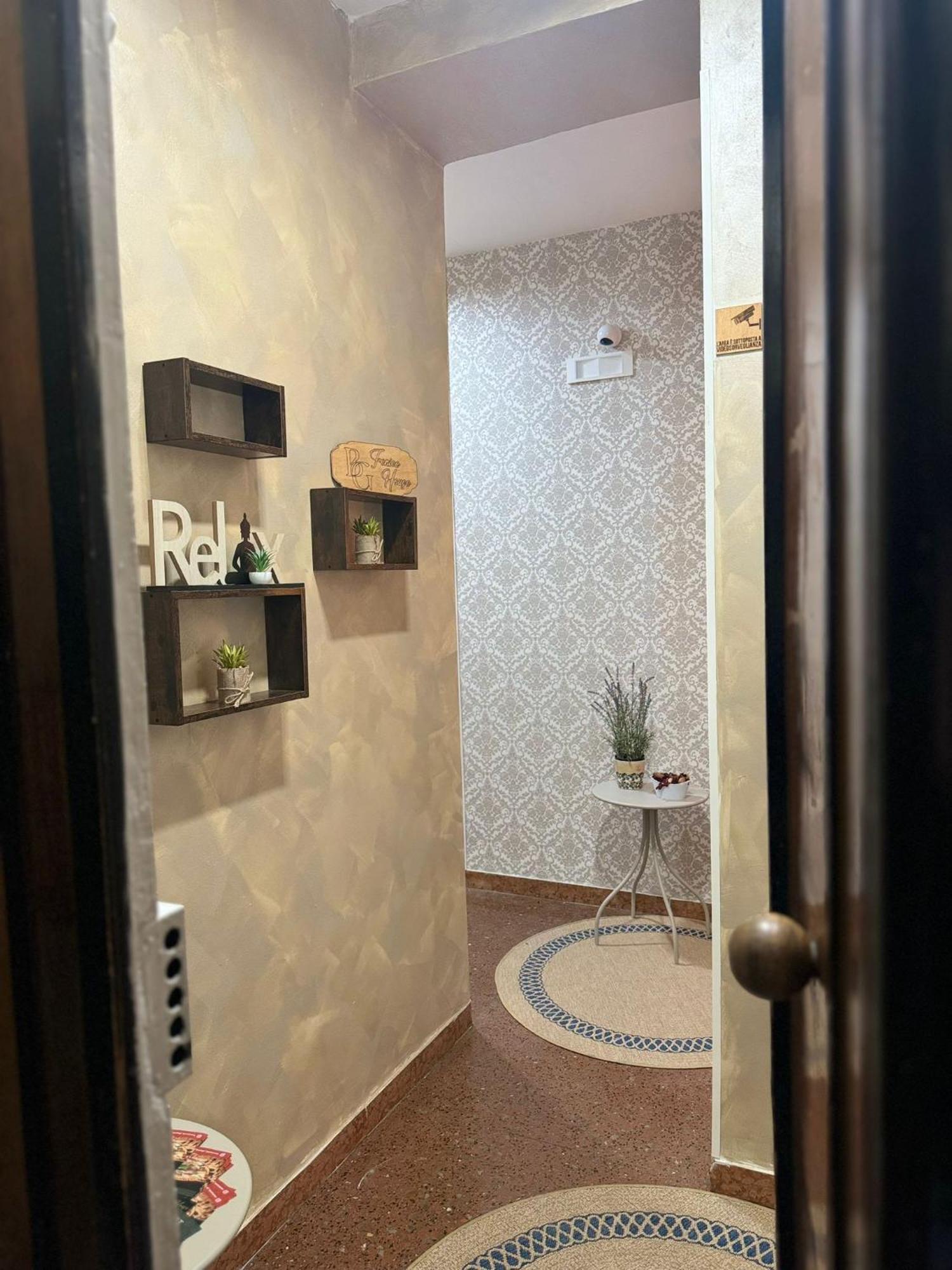 Fenice House Guest house *