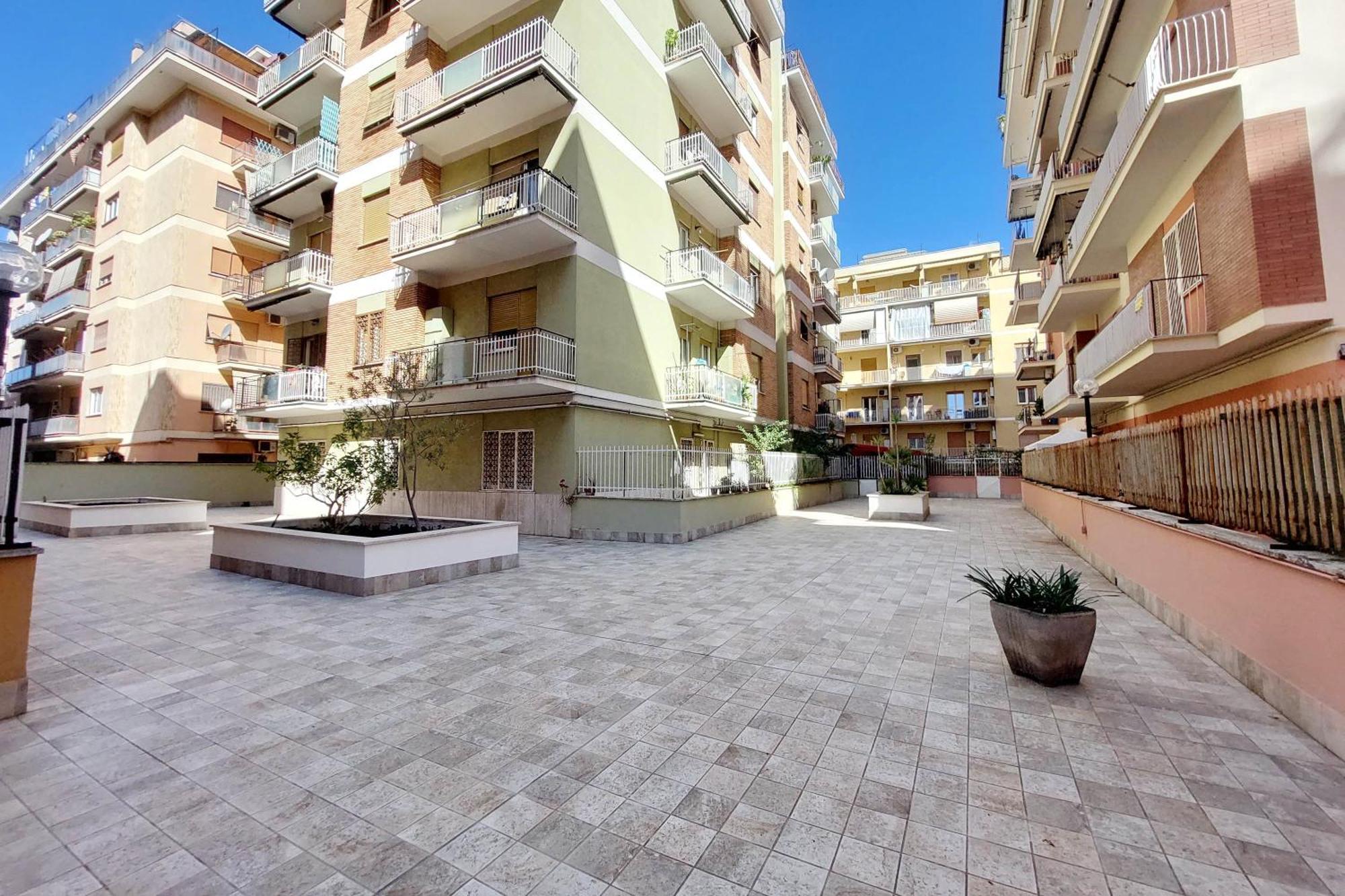 Primavera's Flat Rome