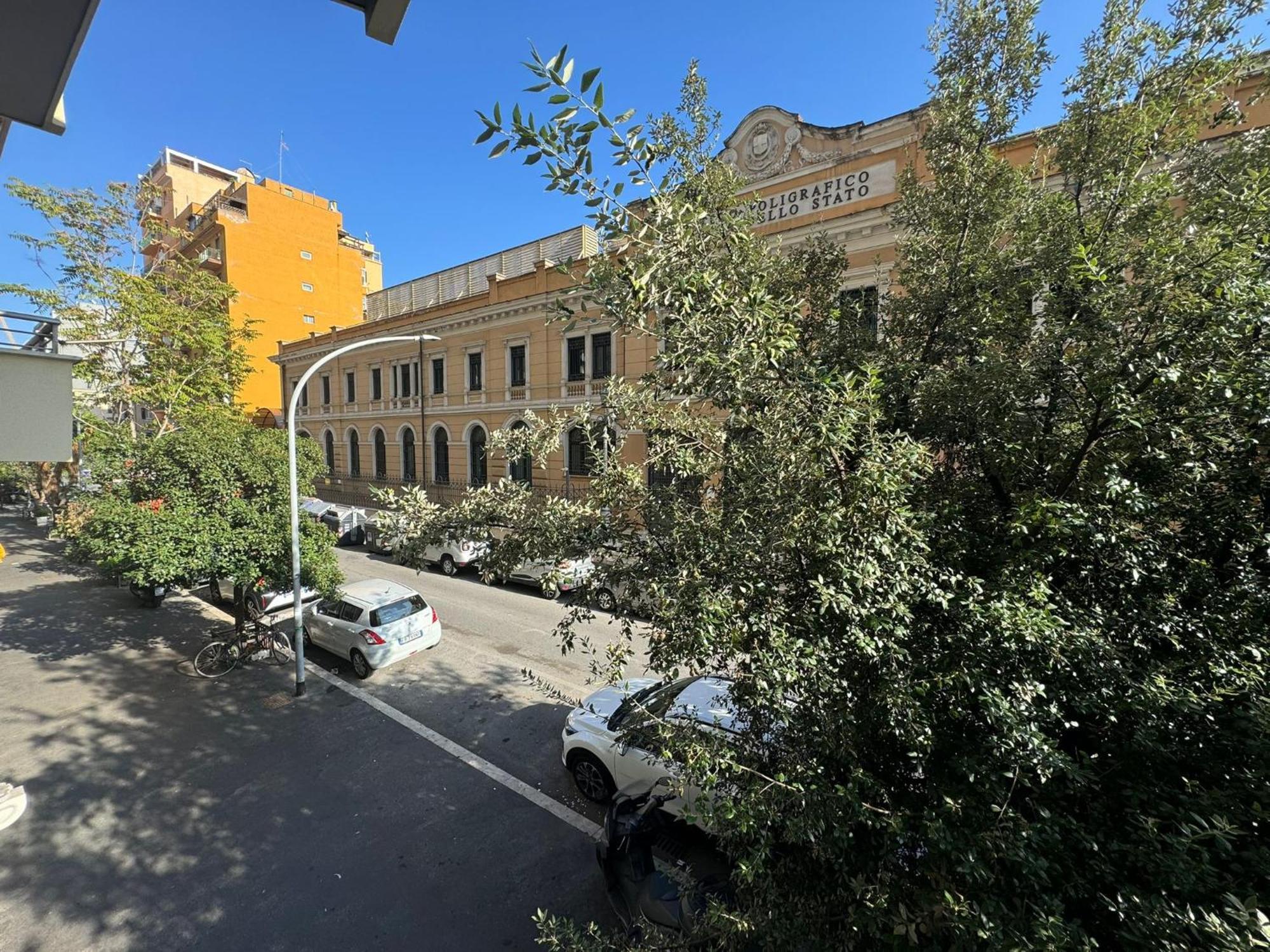 Laura's House In Alberone Apartamento