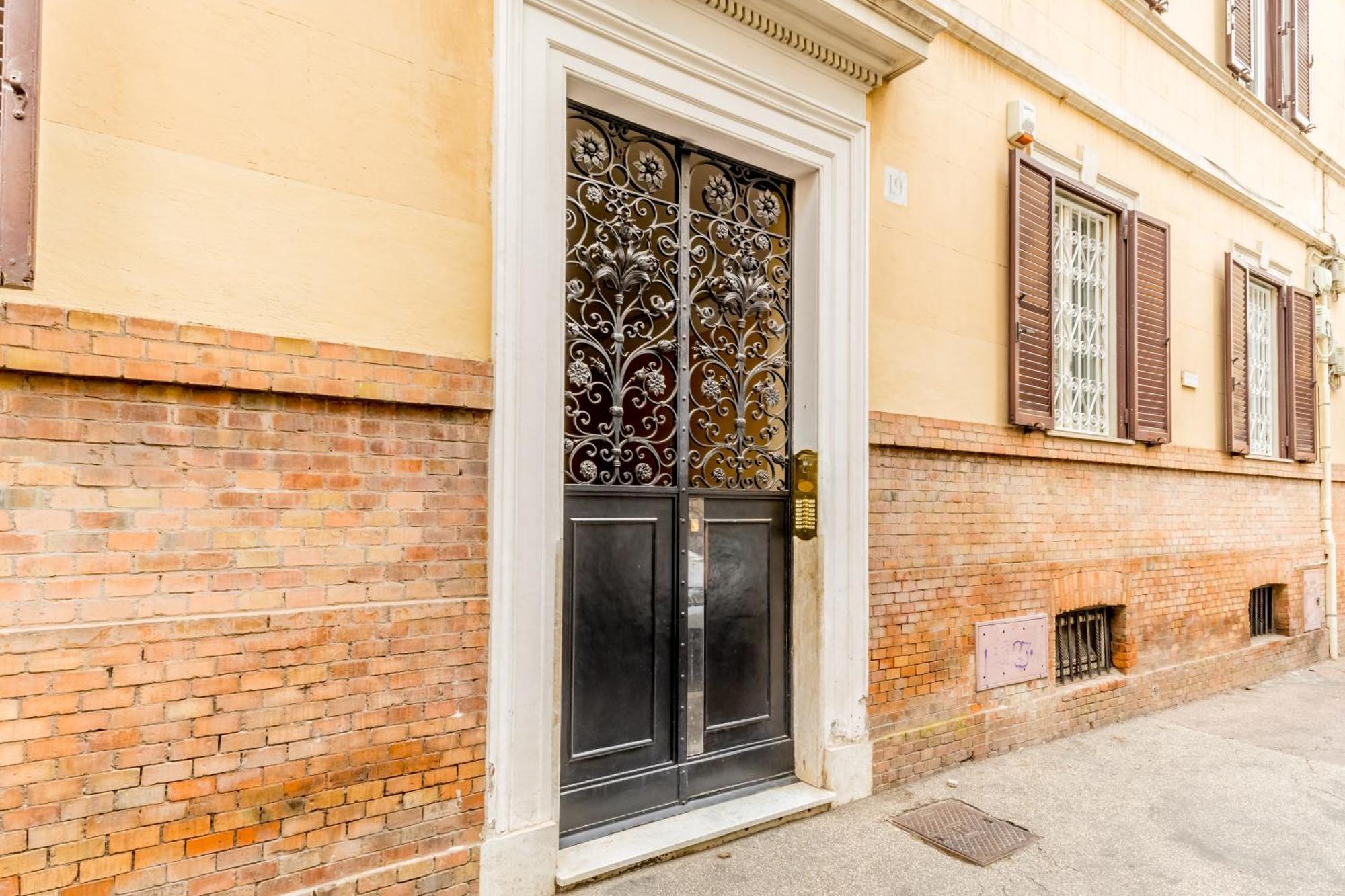 Borghese Homestay Rome