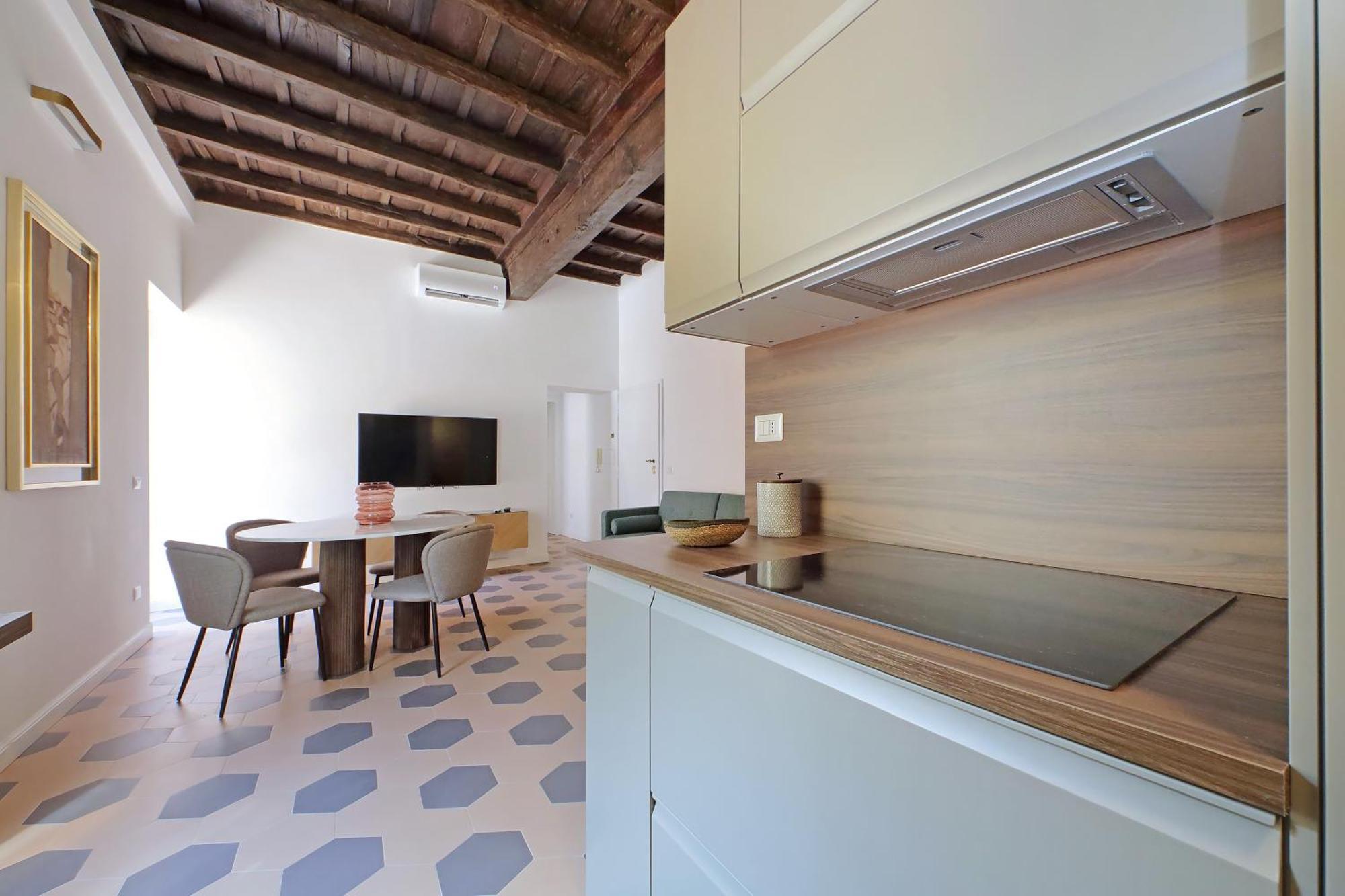 Trastevere Cisterna 4 *