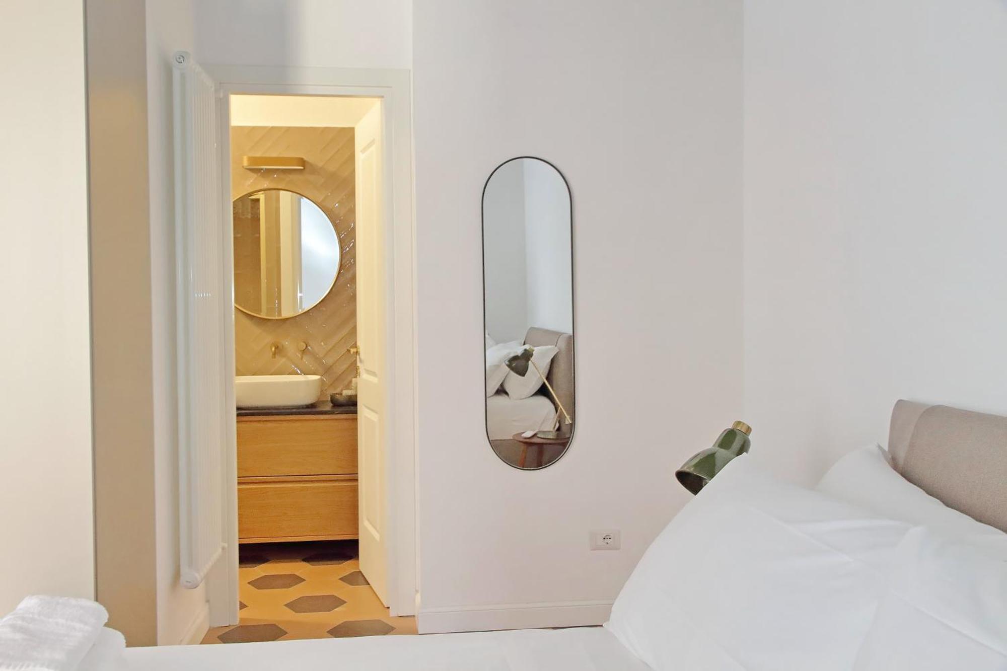 Trastevere Cisterna 4 *