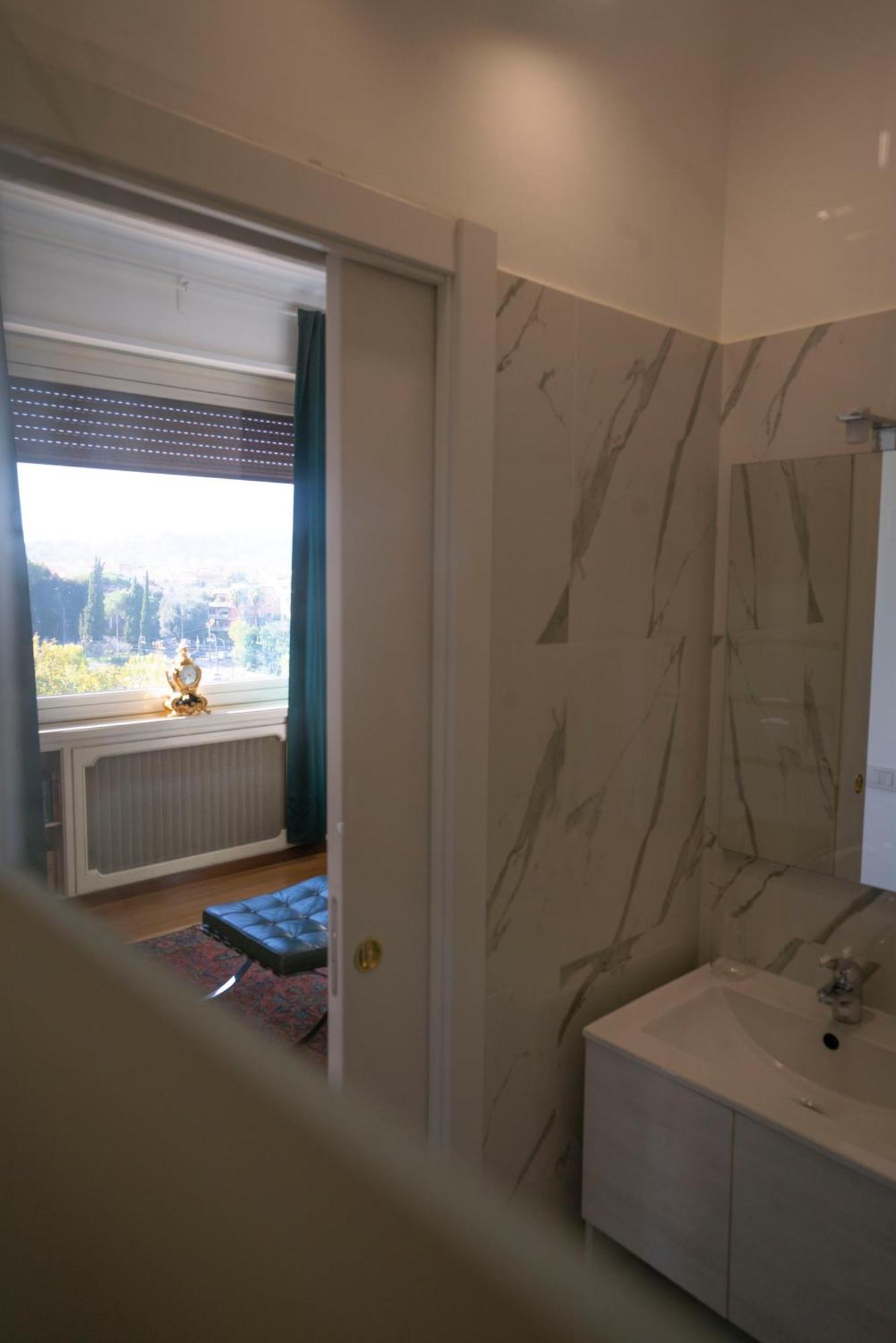 Terrazza Urania - Penthouse Terrace With 360 View Of Bed & Breakfast Rome
