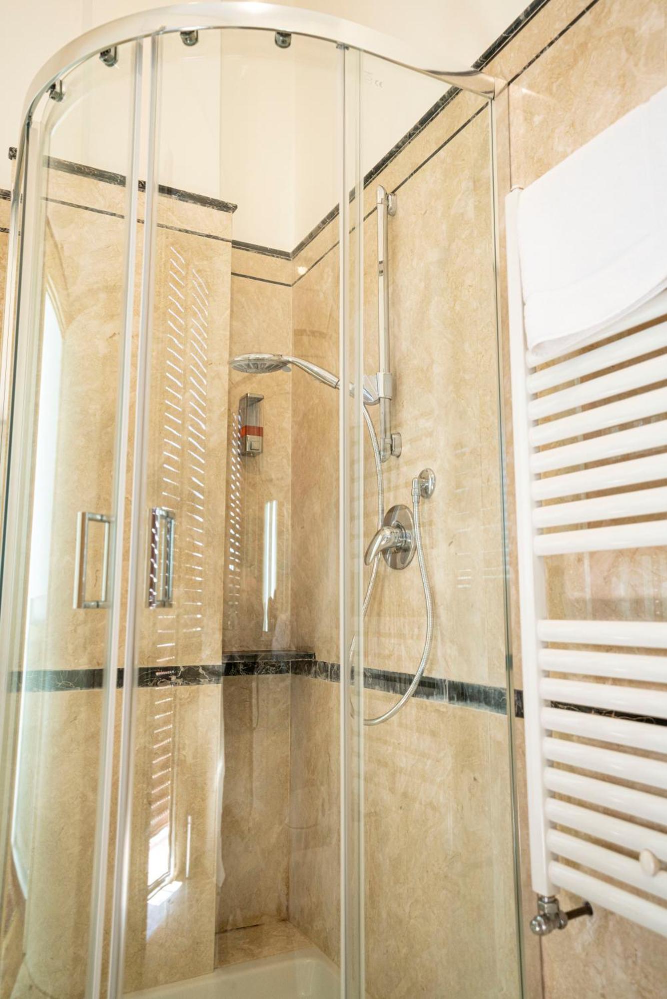 Terrazza Urania - Penthouse Terrace With 360 View Of Bed & Breakfast