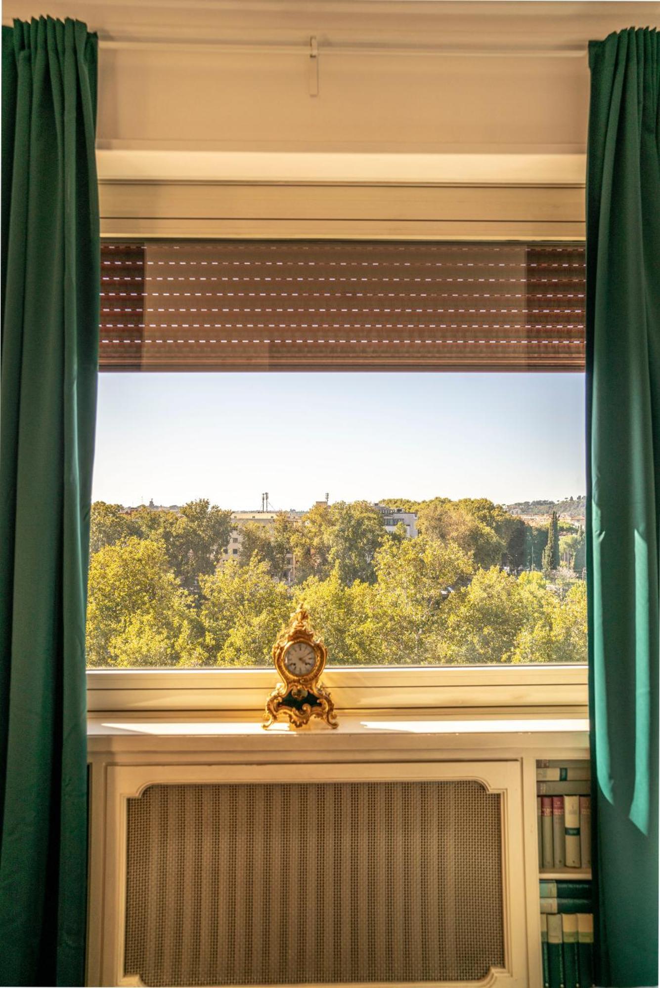 Bed & Breakfast Terrazza Urania - Penthouse Terrace With 360 View Of Rome