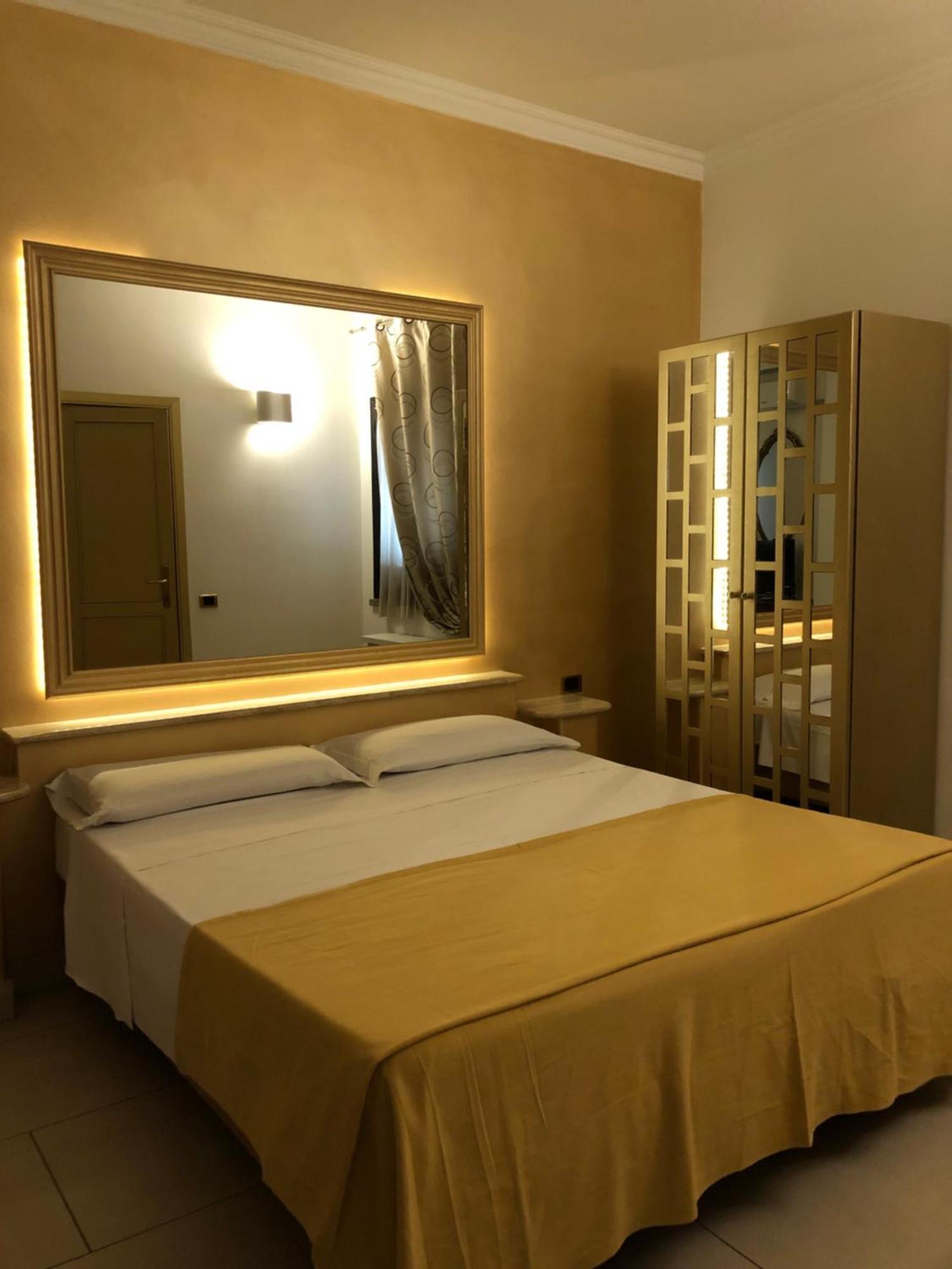 Quadrifoglio Eur 3* Rome