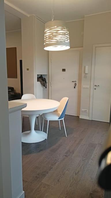 Elegant Metro A - By Openroma Appartement