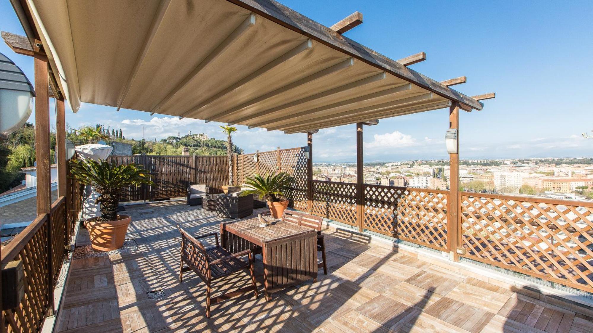 Panorama Penthouse By In *