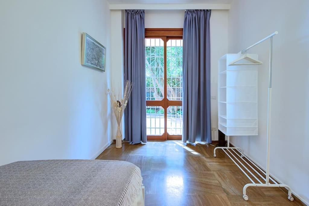 Apartment Per Gruppi In Zona Pamphili