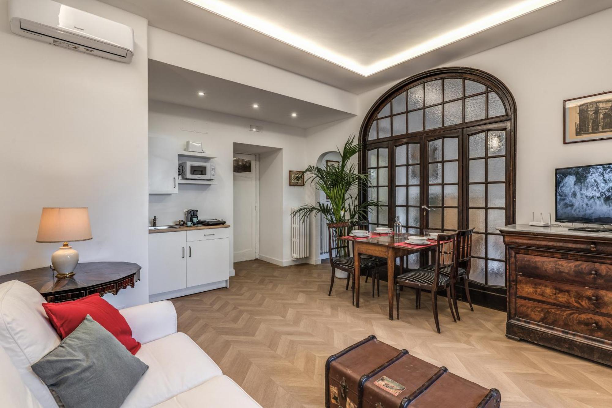 Apartment Casa Belle Arti Rome