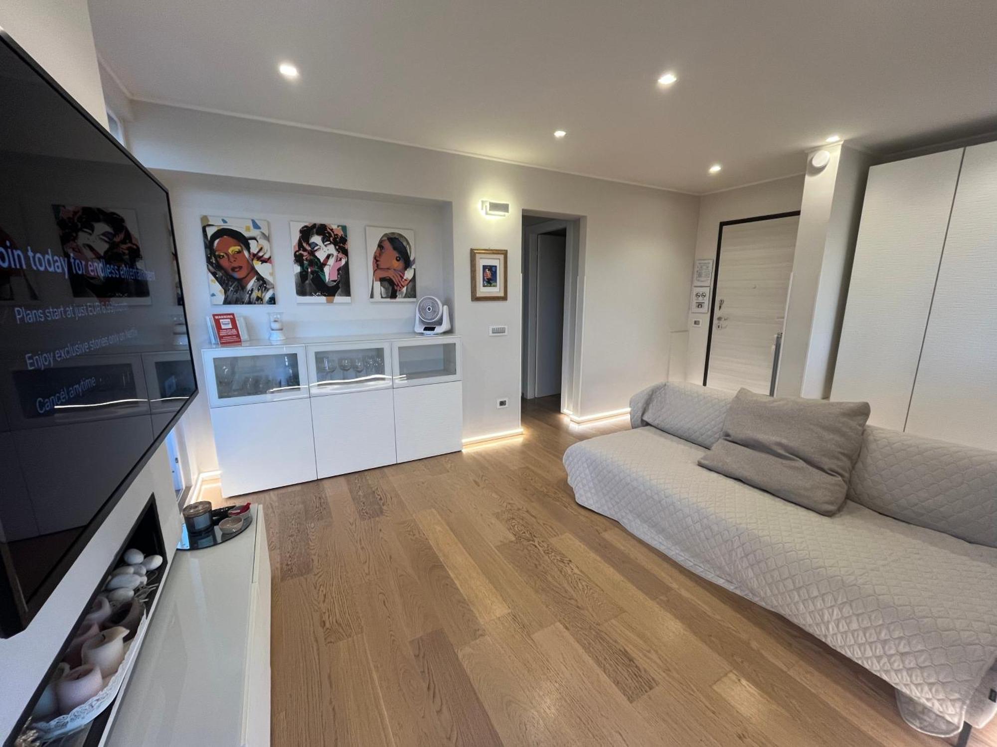 Apartamento Attico Panoramico Whitecate