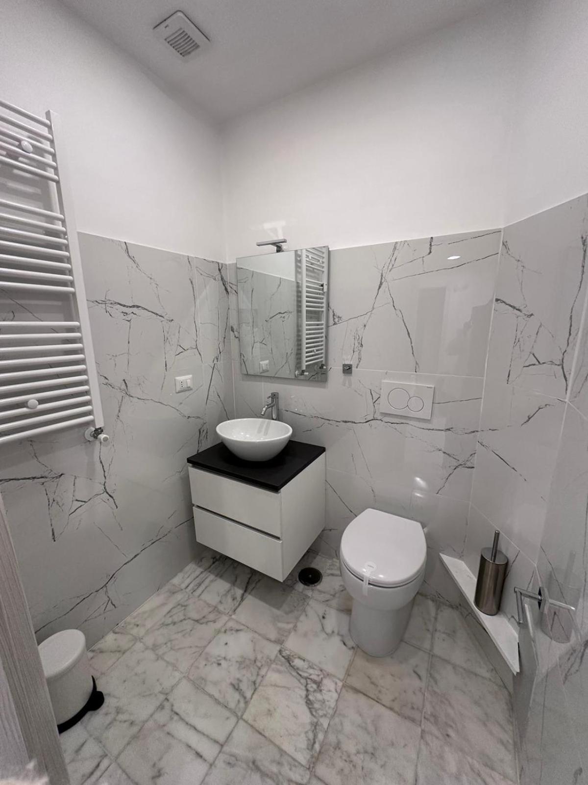 Pio Xi Luxury Apartment *