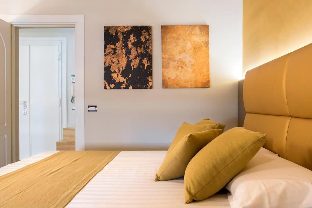 Apartment Exclusive Views From A Sunny Attic Apartment! Rome