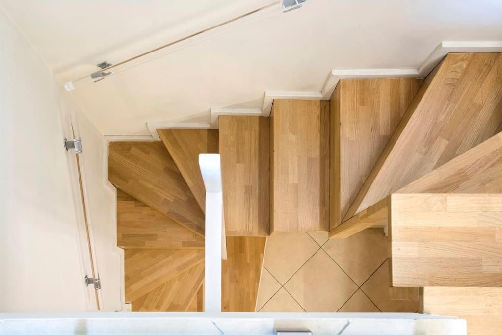 Apartment Exclusive Views From A Sunny Attic Apartment! Rome