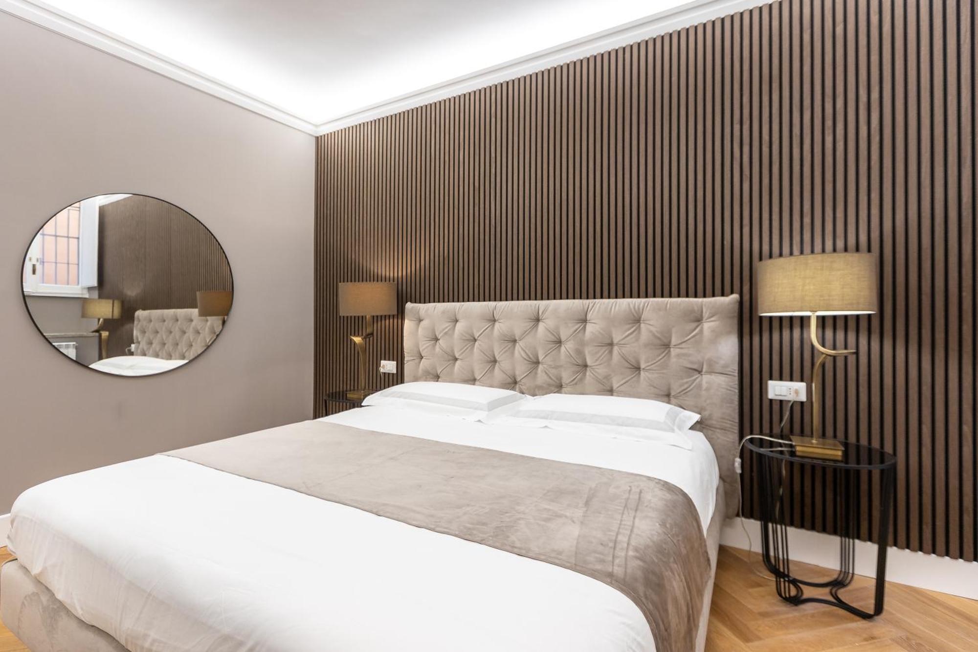 Amazing 3-bedrooms Pantheon Apartment Rome
