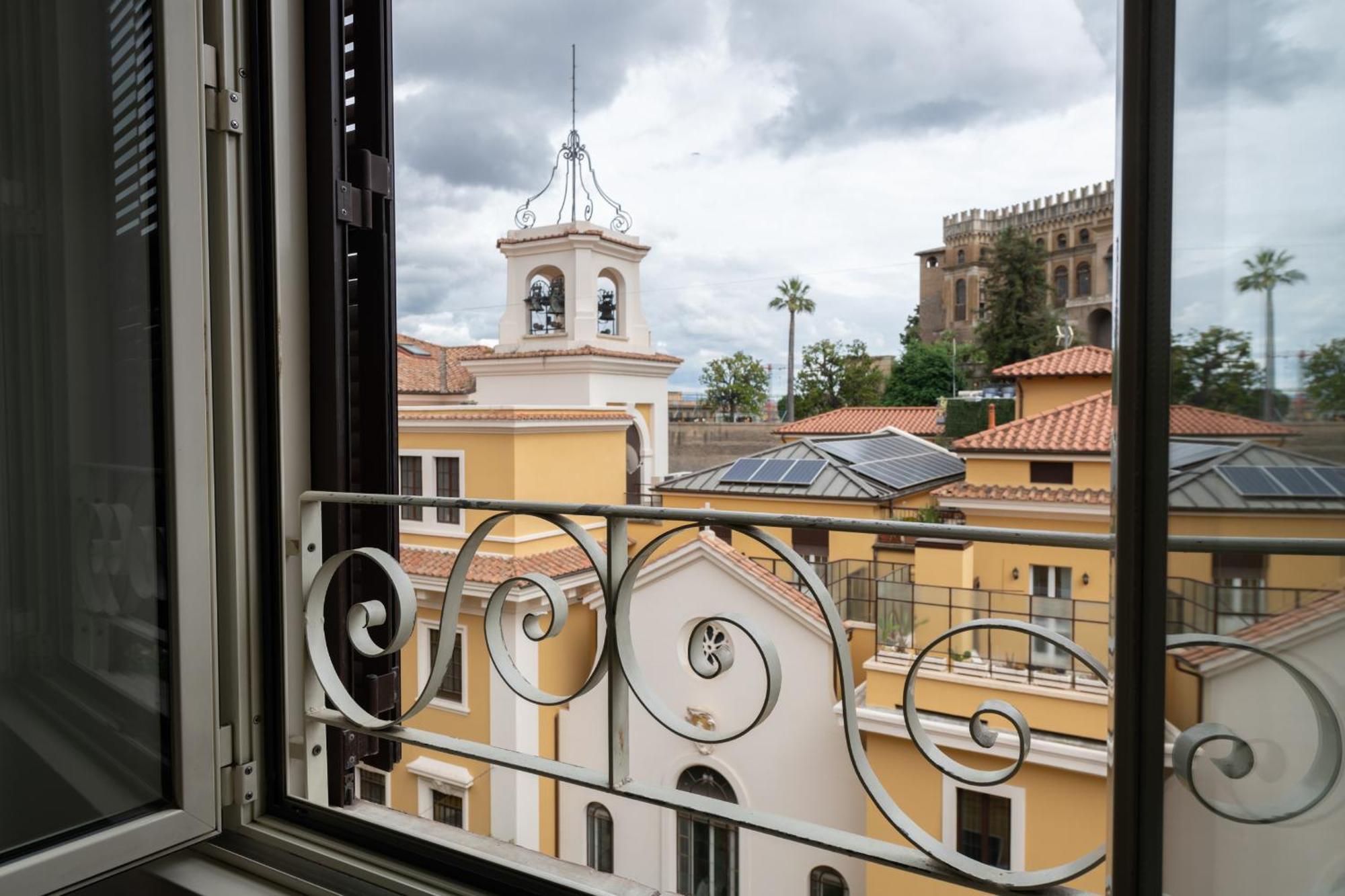 Bed & Breakfast Sistine Chapel View Check-in From 3 Pm To 10 Pm *