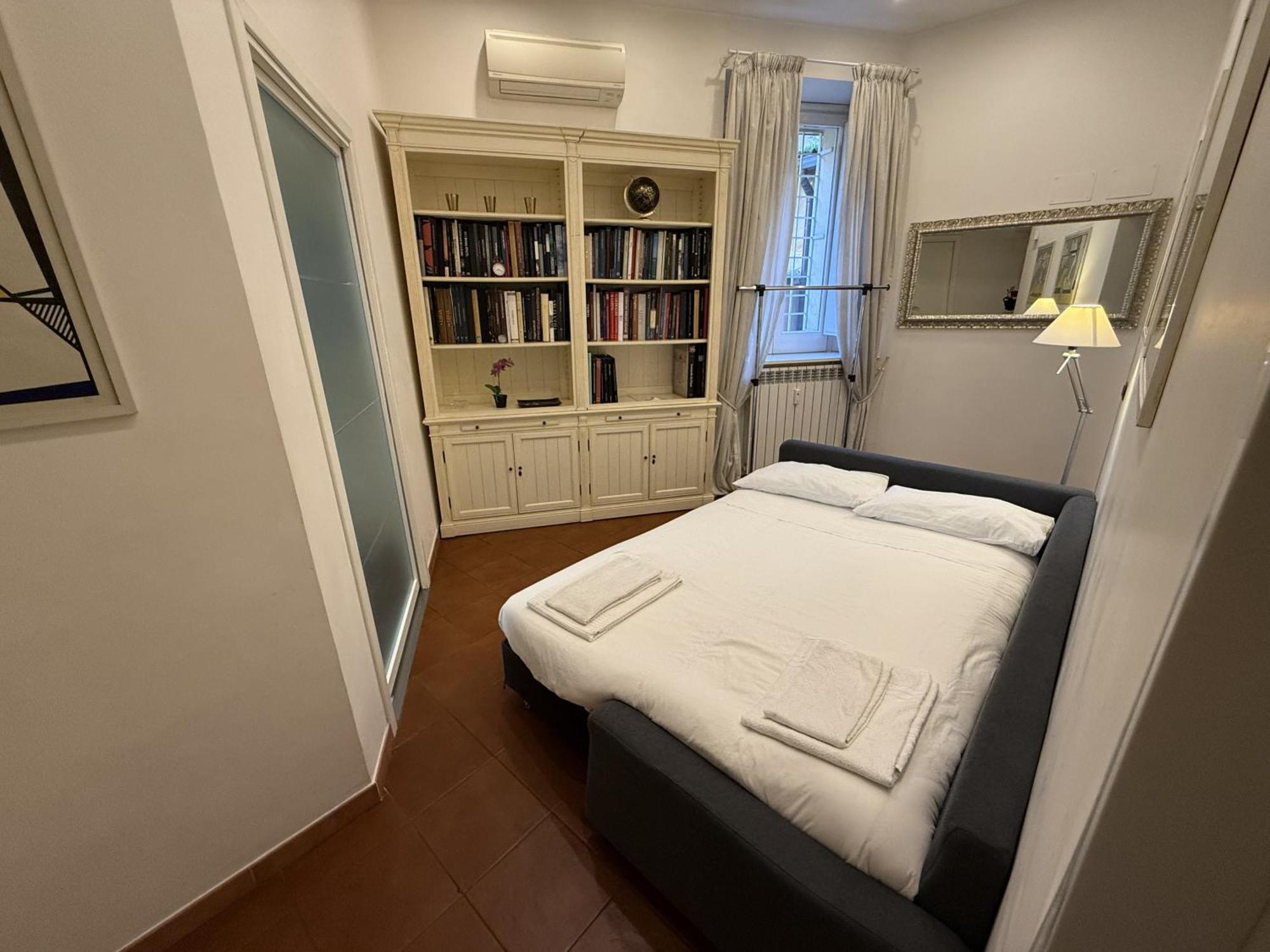Luxury House - The Roma
