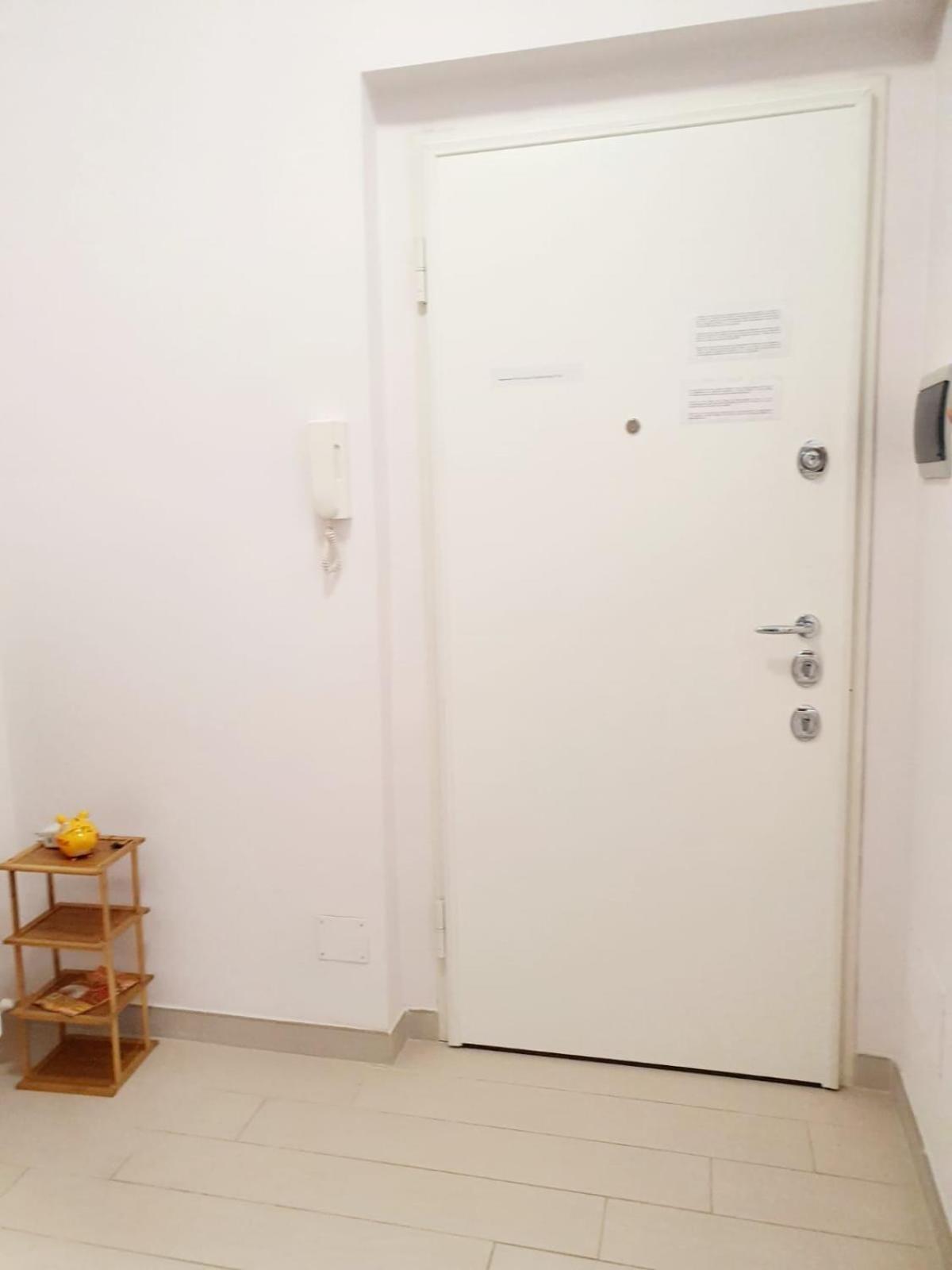 Apartment Vimercati 45 Rome