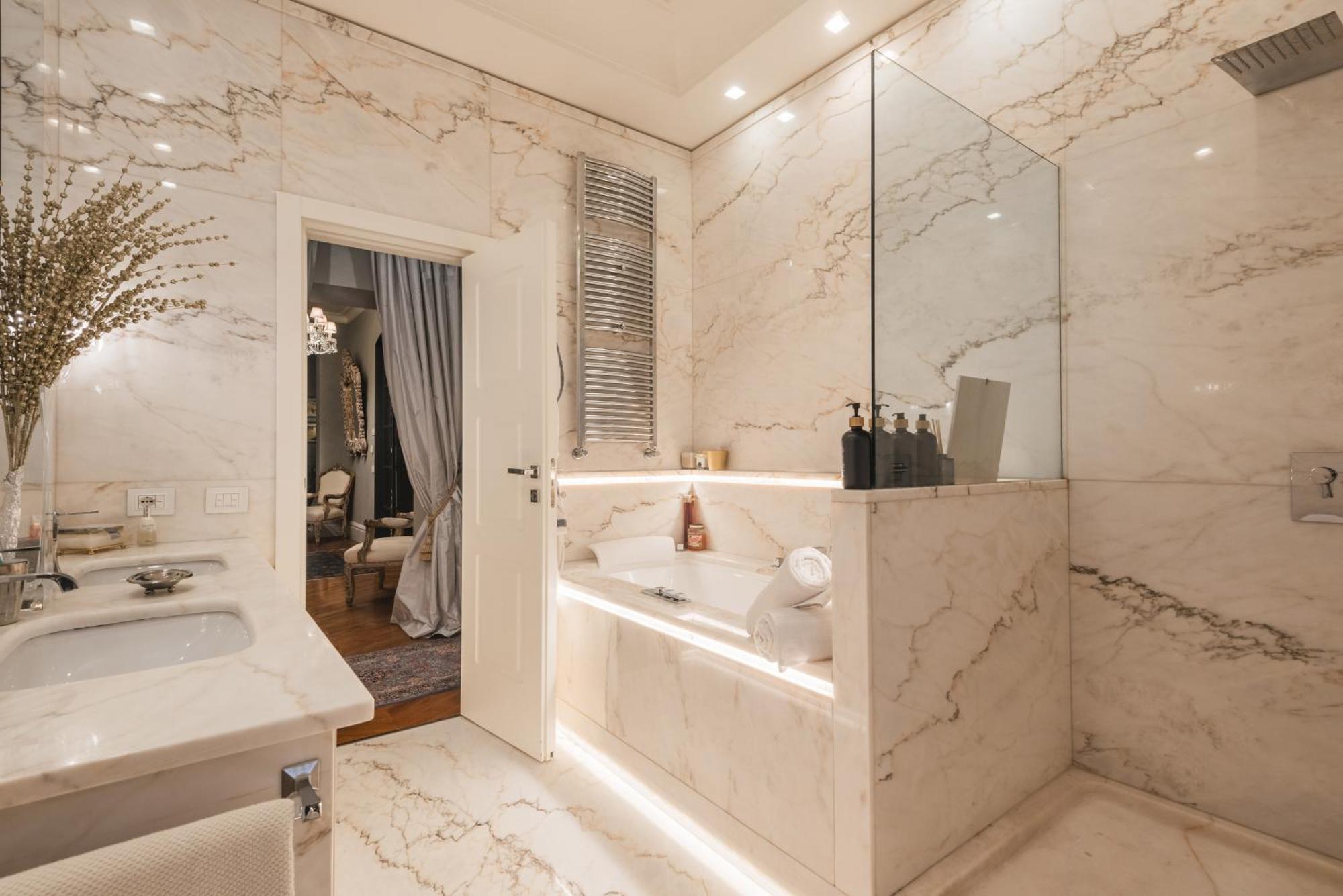 Mega Gold Apartment Rome