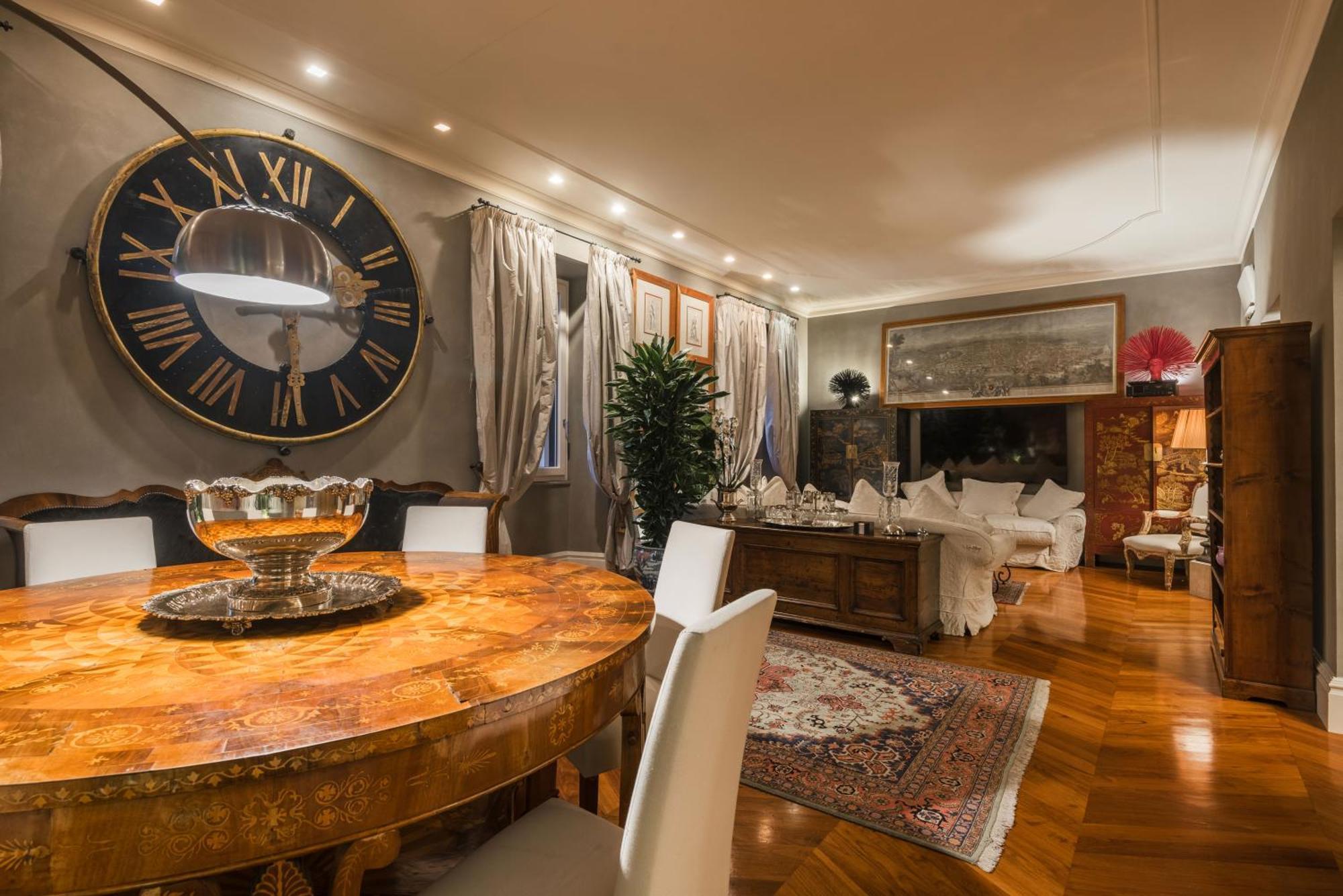 Apartment Mega Gold Rome