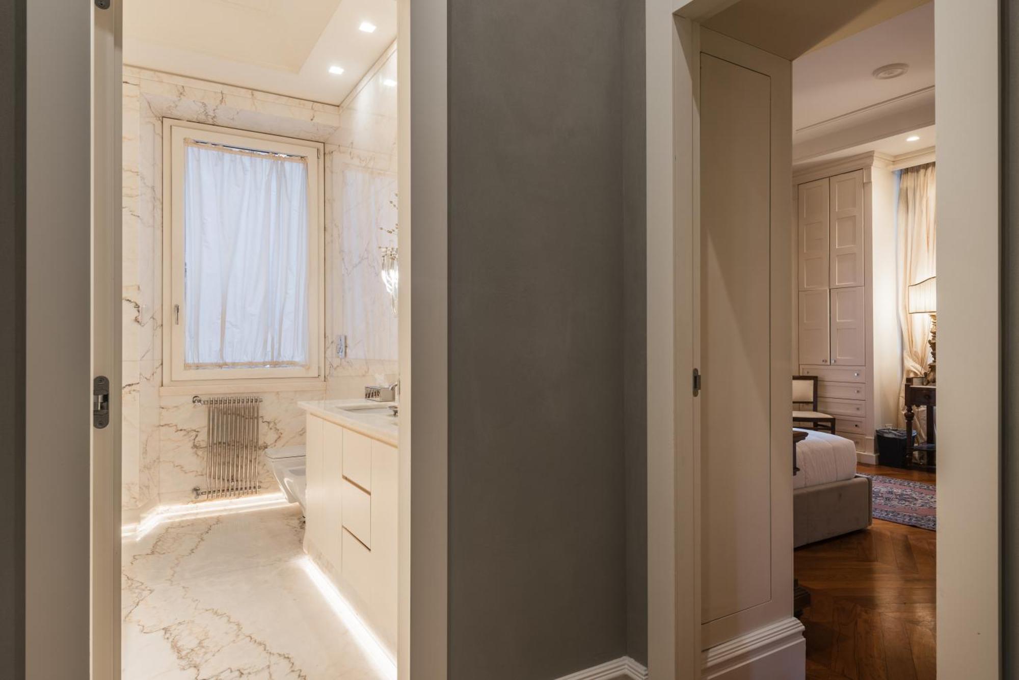 Apartment Mega Gold Rome