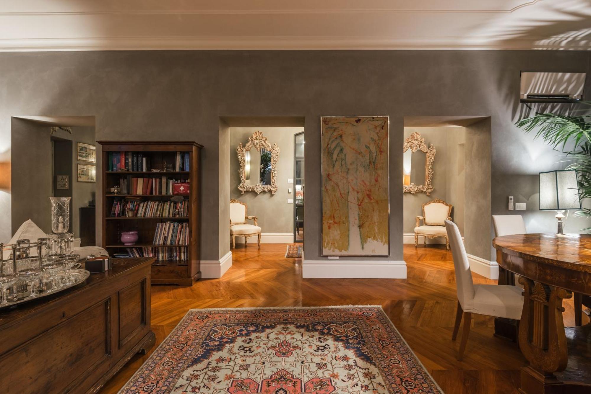 Mega Gold Apartment Rome